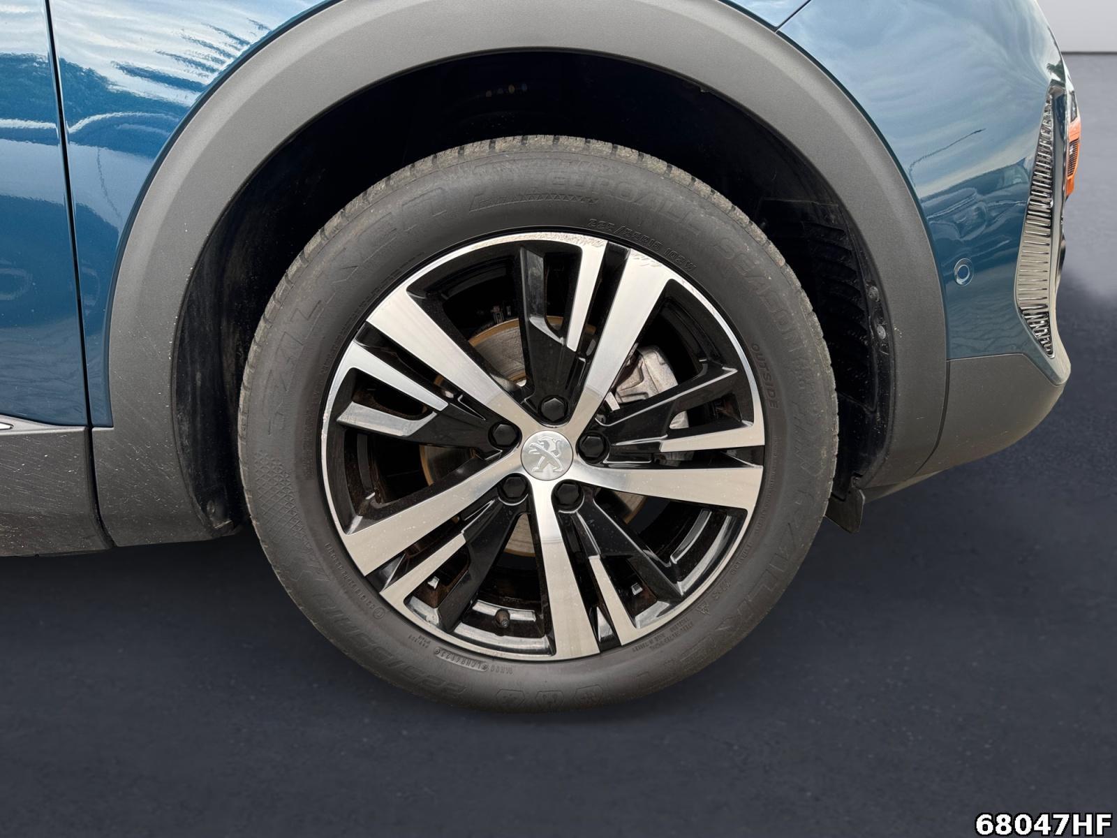 Fahrzeugabbildung Peugeot 3008 1.2 Hybrid 136, GT