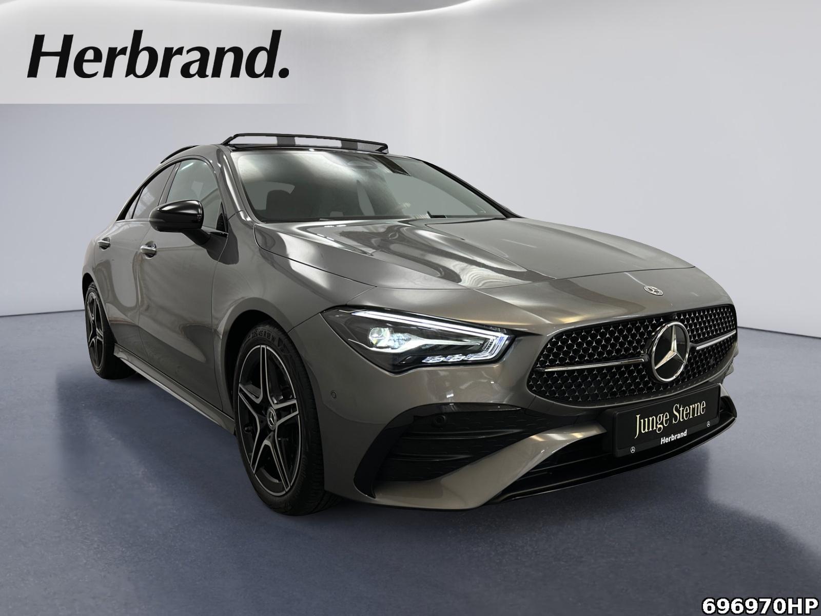 Fahrzeugabbildung Mercedes-Benz CLA 200 d AMG Night Pano BURMESTER DISTRONIC <