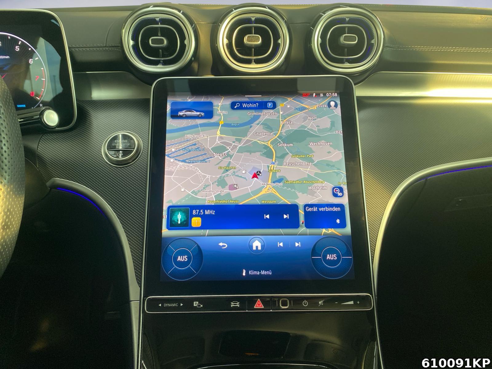 Fahrzeugabbildung Mercedes-Benz C 180 AMG DIGITA- LIGHT 360° Distronic Keyless
