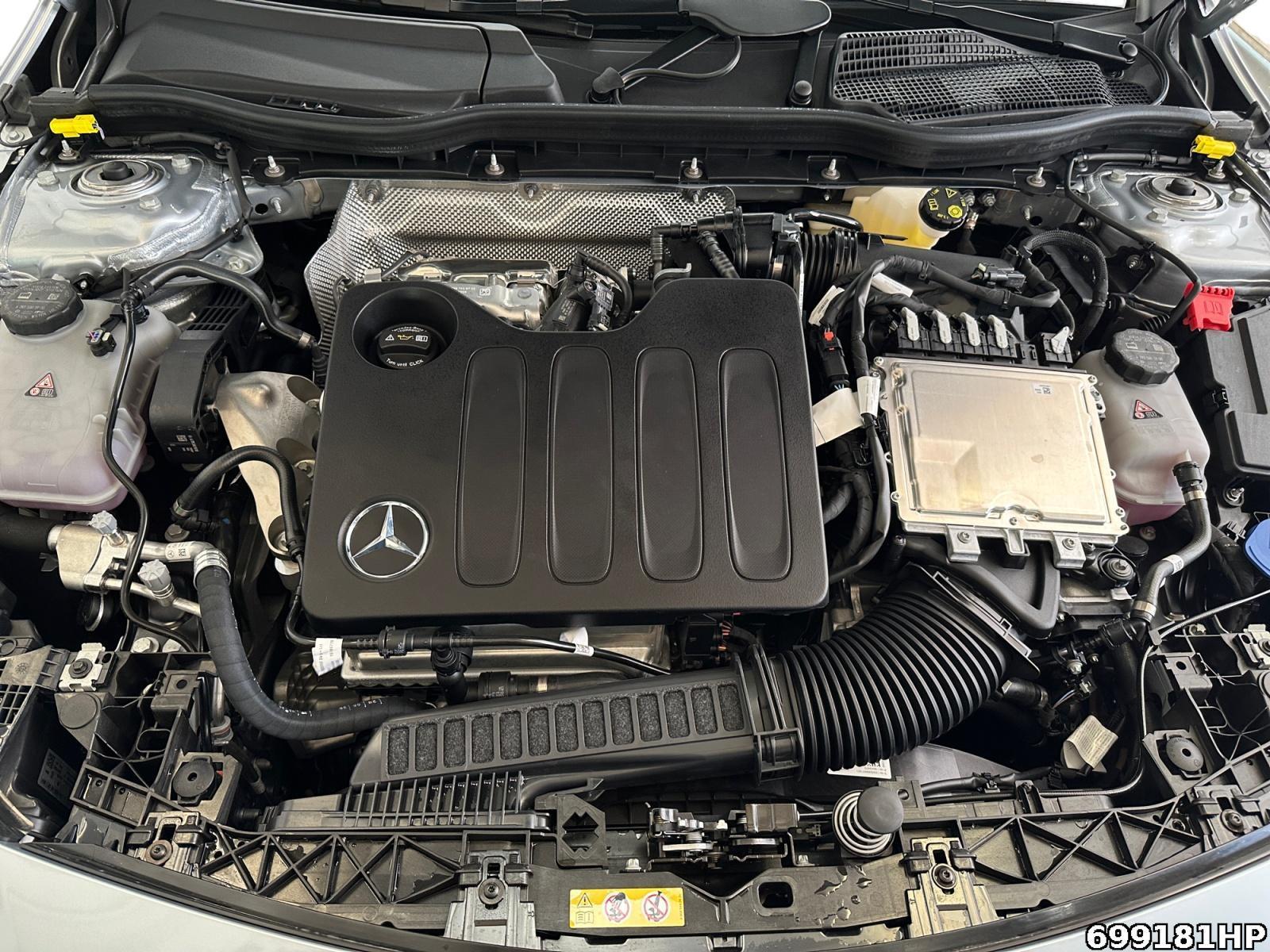 Fahrzeugabbildung Mercedes-Benz CLA 200 Shooting Brake +AMG+AHK+SUPERSCREEN+360°KAM+MEMORY+