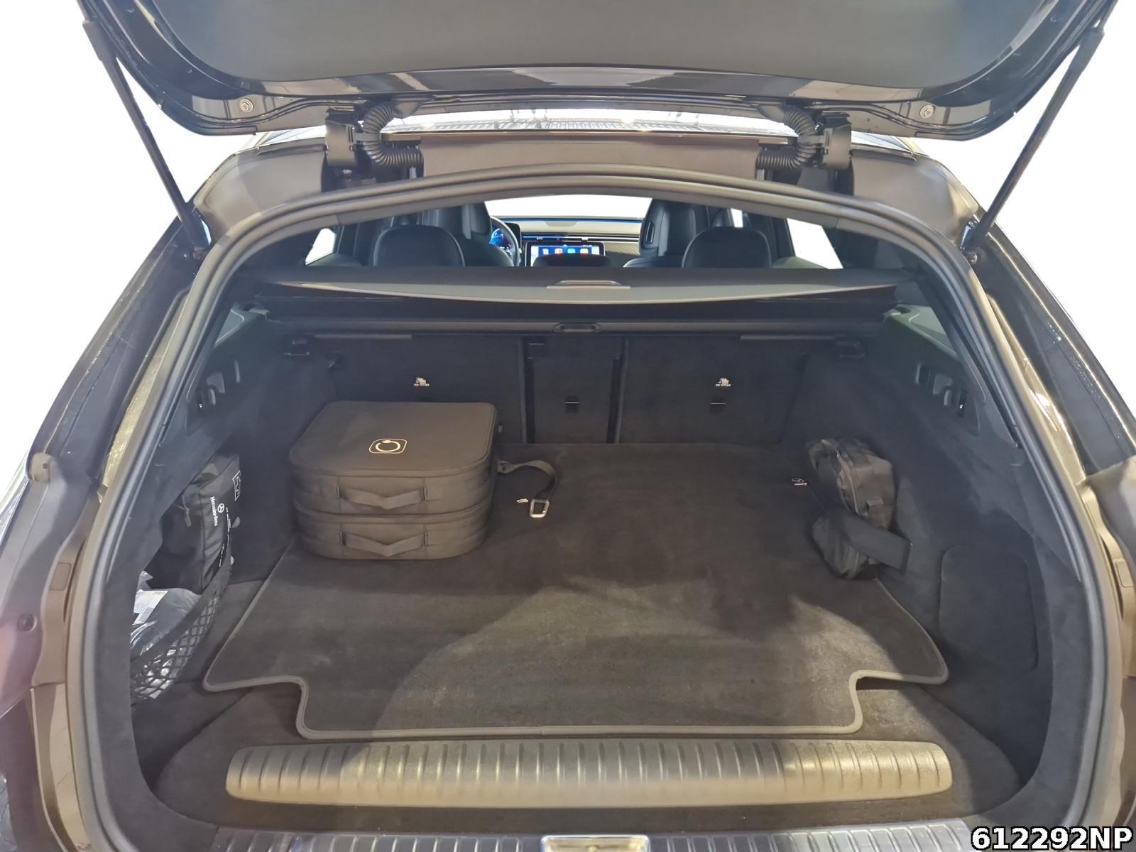Fahrzeugabbildung Mercedes-Benz E 300 T AMG AHK Distronic Keyless Kamera LED.