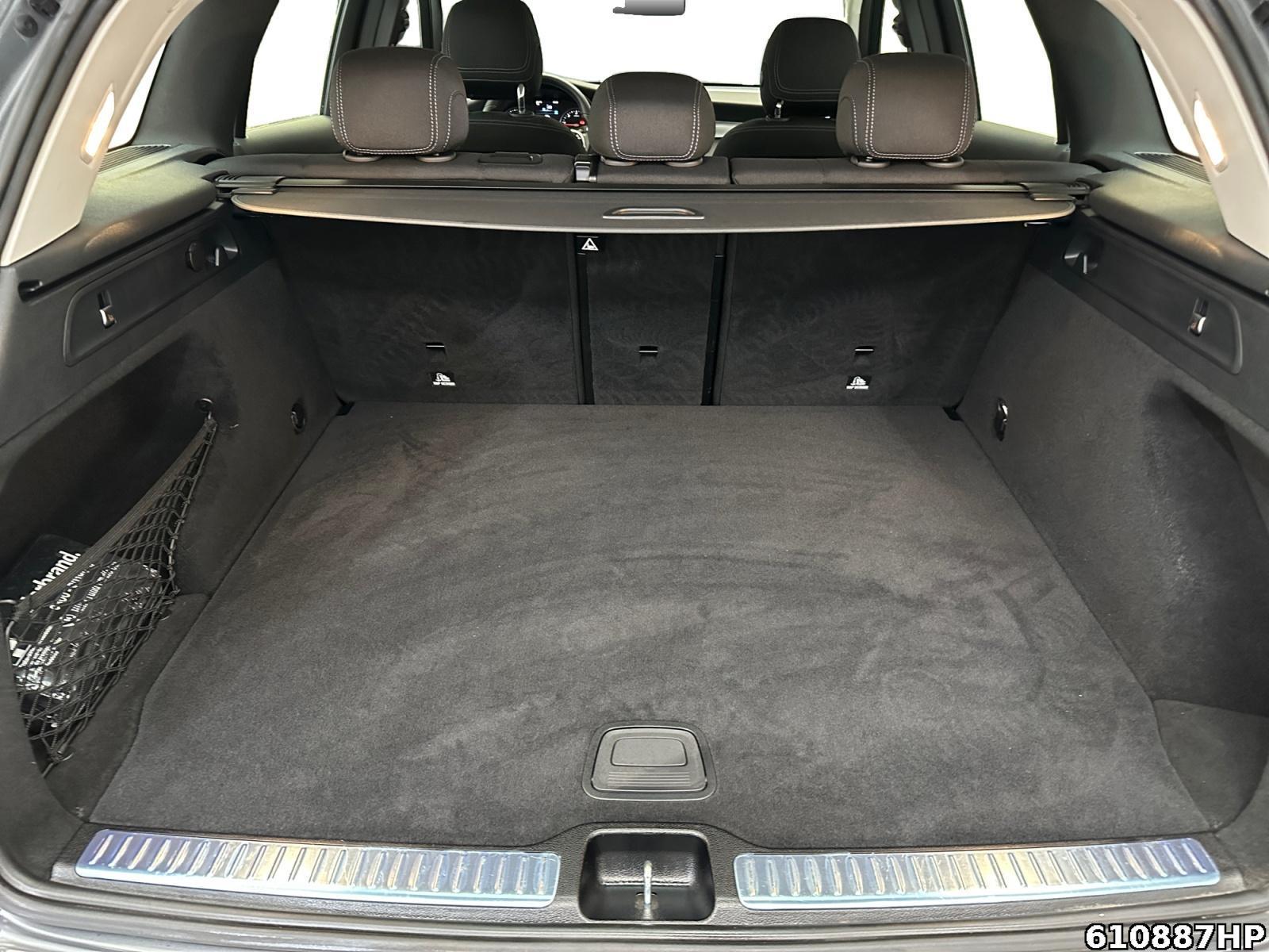 Fahrzeugabbildung Mercedes-Benz GLC 220 d 4M Rückfahrtkamera DAB+ CarPlay LED
