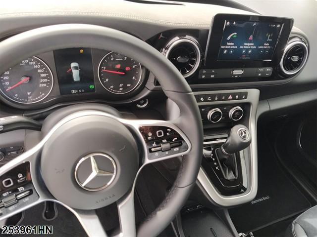 Fahrzeugabbildung Mercedes-Benz T 180 180 D *Progressive*Automatik*LED*Navi*
