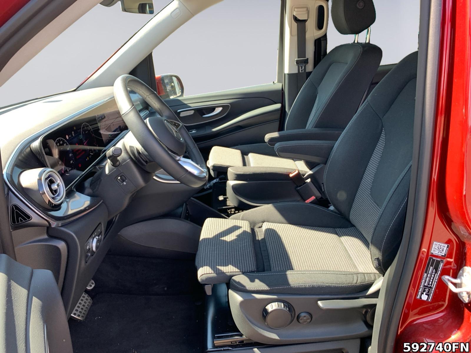 Fahrzeugabbildung Mercedes-Benz V 220 STYLE L *AHK*MULTIBEAM*EASY-PACK*DISTRONIC