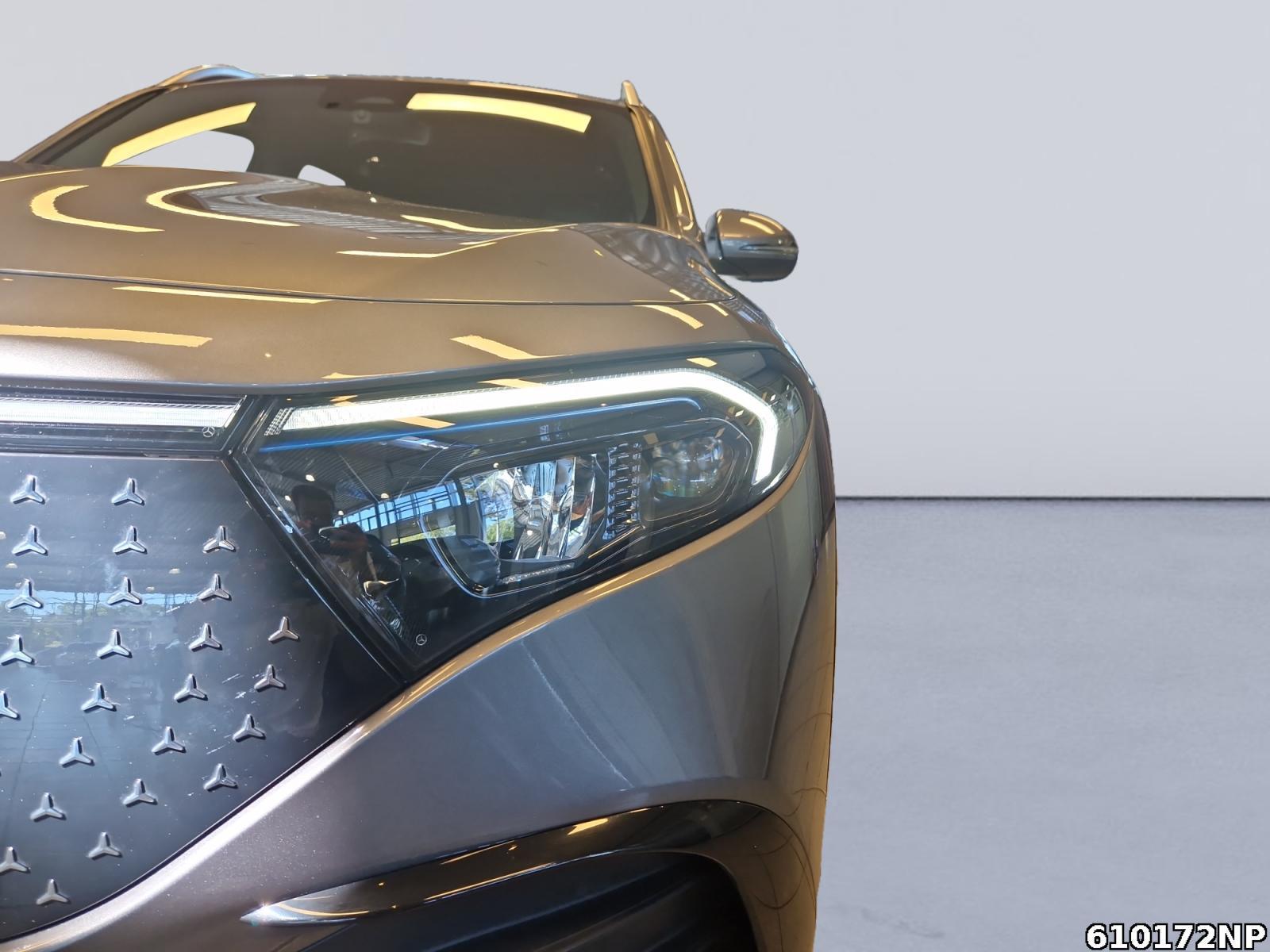 Fahrzeugabbildung Mercedes-Benz EQB AMG 4M AHK Distronic Kamera Totwinkel