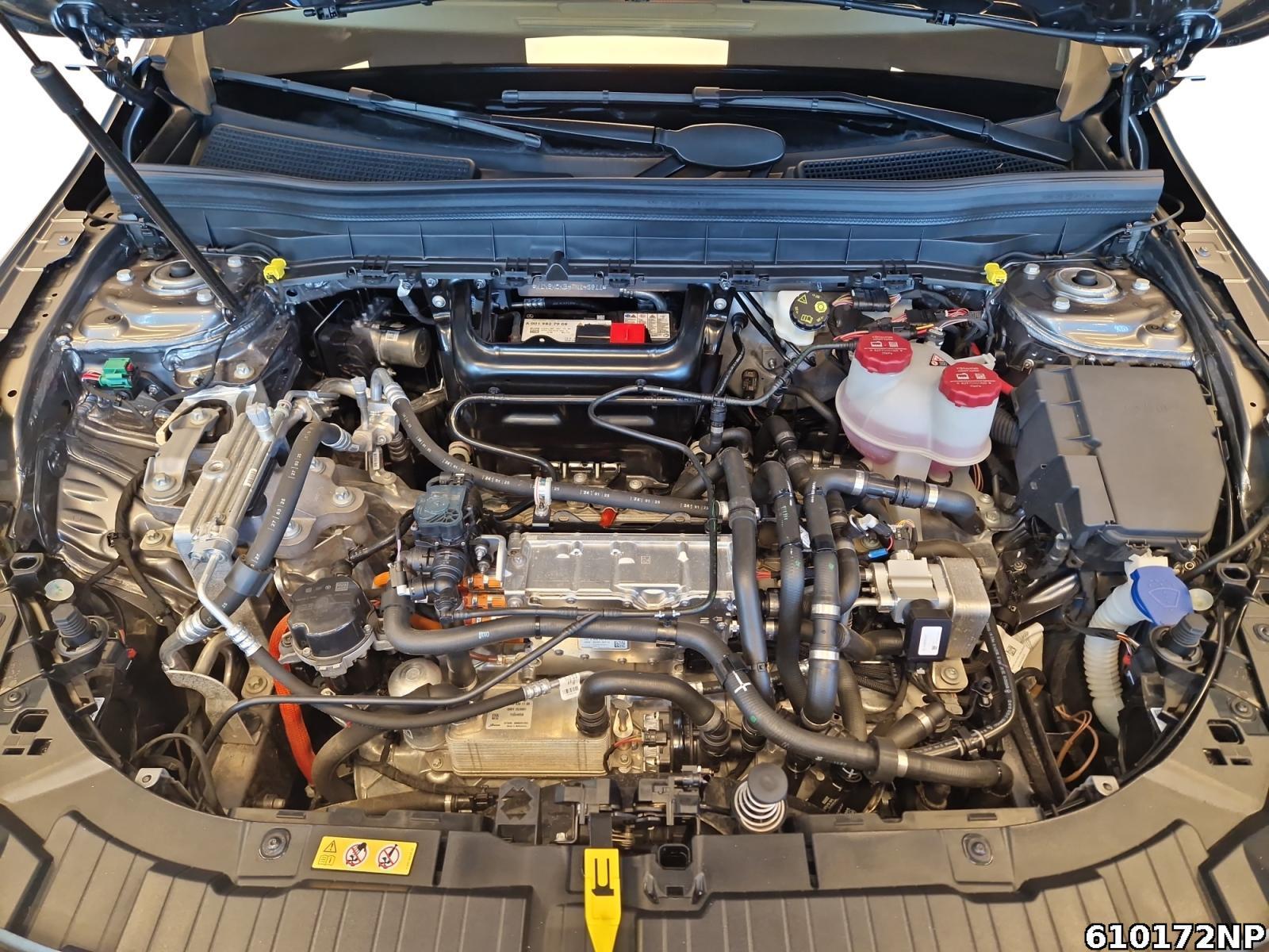 Fahrzeugabbildung Mercedes-Benz EQB AMG 4M AHK Distronic Kamera Totwinkel
