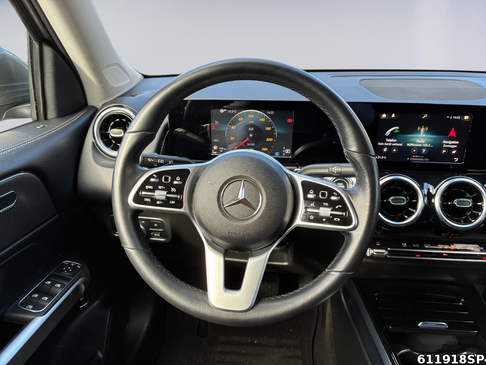 Fahrzeugabbildung Mercedes-Benz GLB 200 Progressive AHK Kamera LED 18