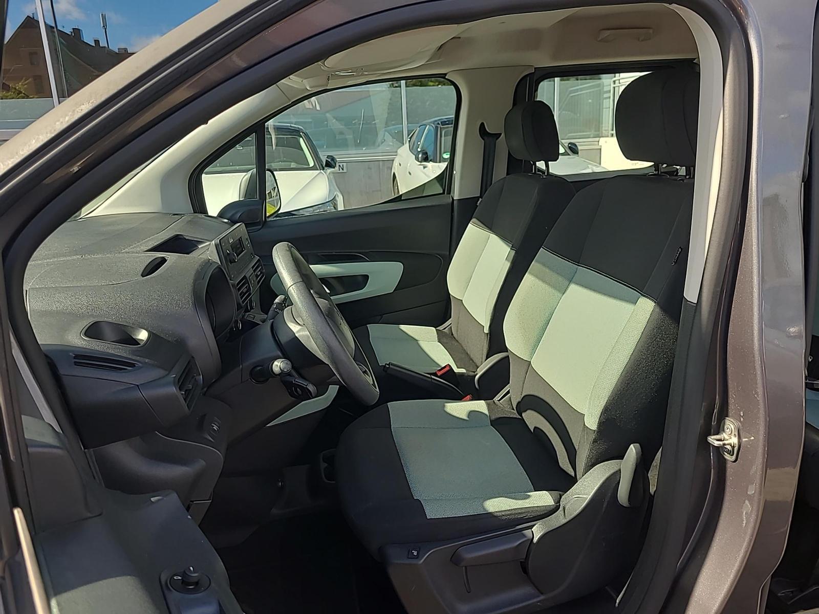 Fahrzeugabbildung Citroën Berlingo Live M +SHZ+KLIMA+DAB+PDC+TEMPOMAT+