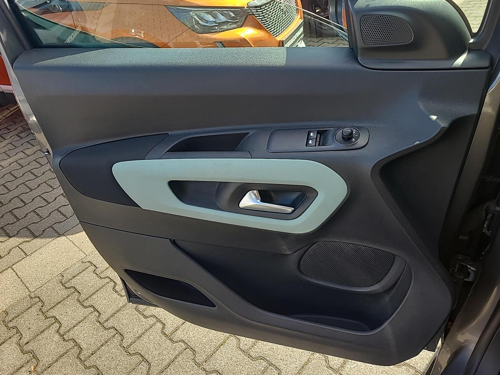 Fahrzeugabbildung Citroën Berlingo Live M +SHZ+KLIMA+DAB+PDC+TEMPOMAT+