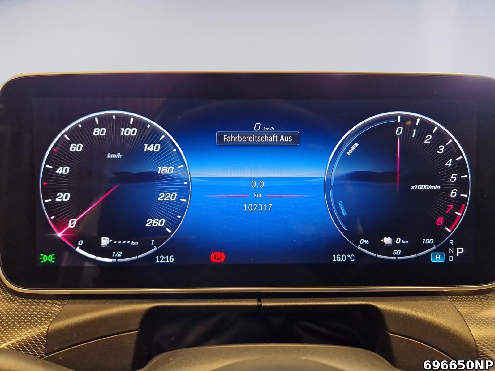 Fahrzeugabbildung Mercedes-Benz C 300 e T Avantgarde Panorama Head-up Memory LED