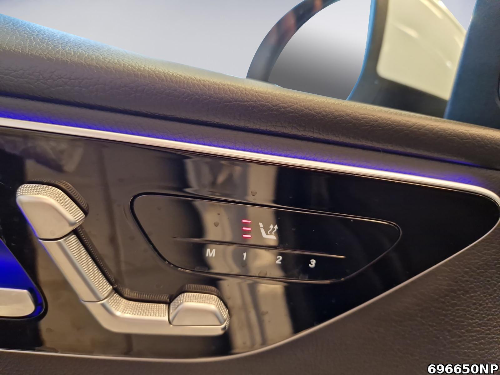 Fahrzeugabbildung Mercedes-Benz C 300 e T Avantgarde Panorama Head-up Memory LED