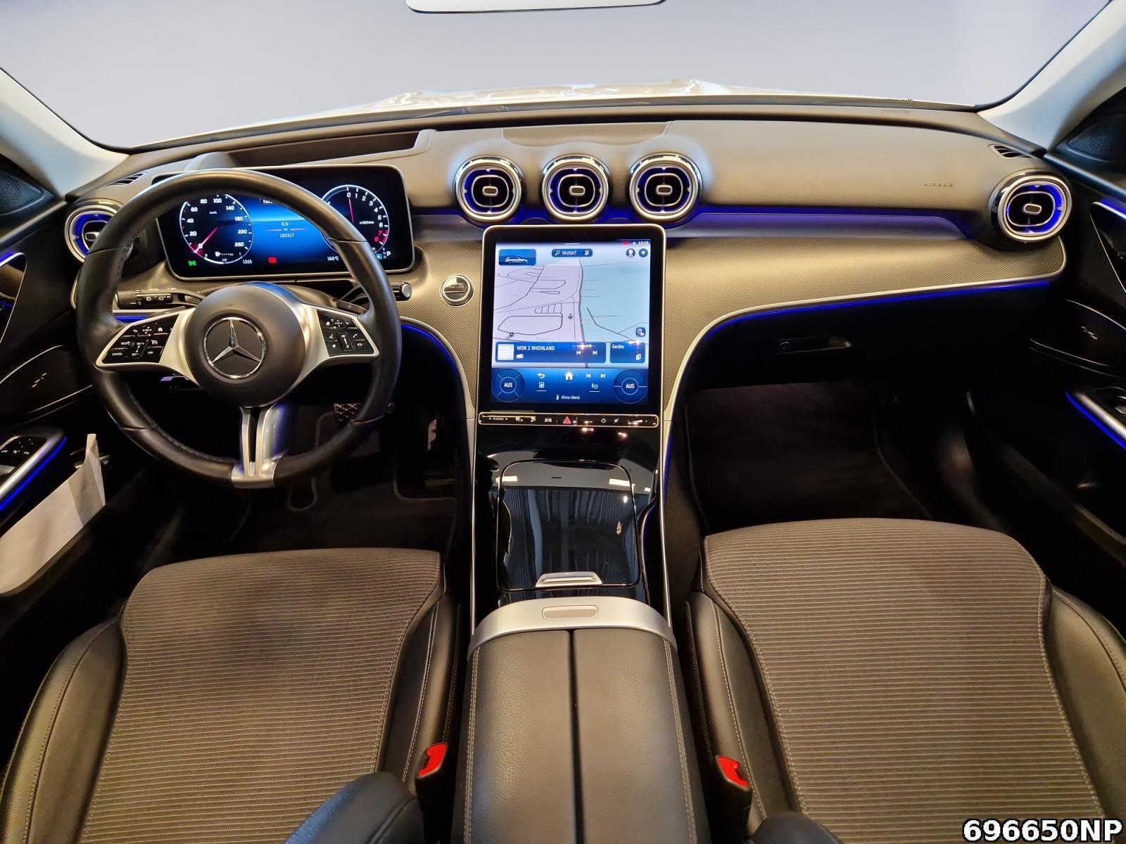 Fahrzeugabbildung Mercedes-Benz C 300 e T Avantgarde Panorama Head-up Memory LED