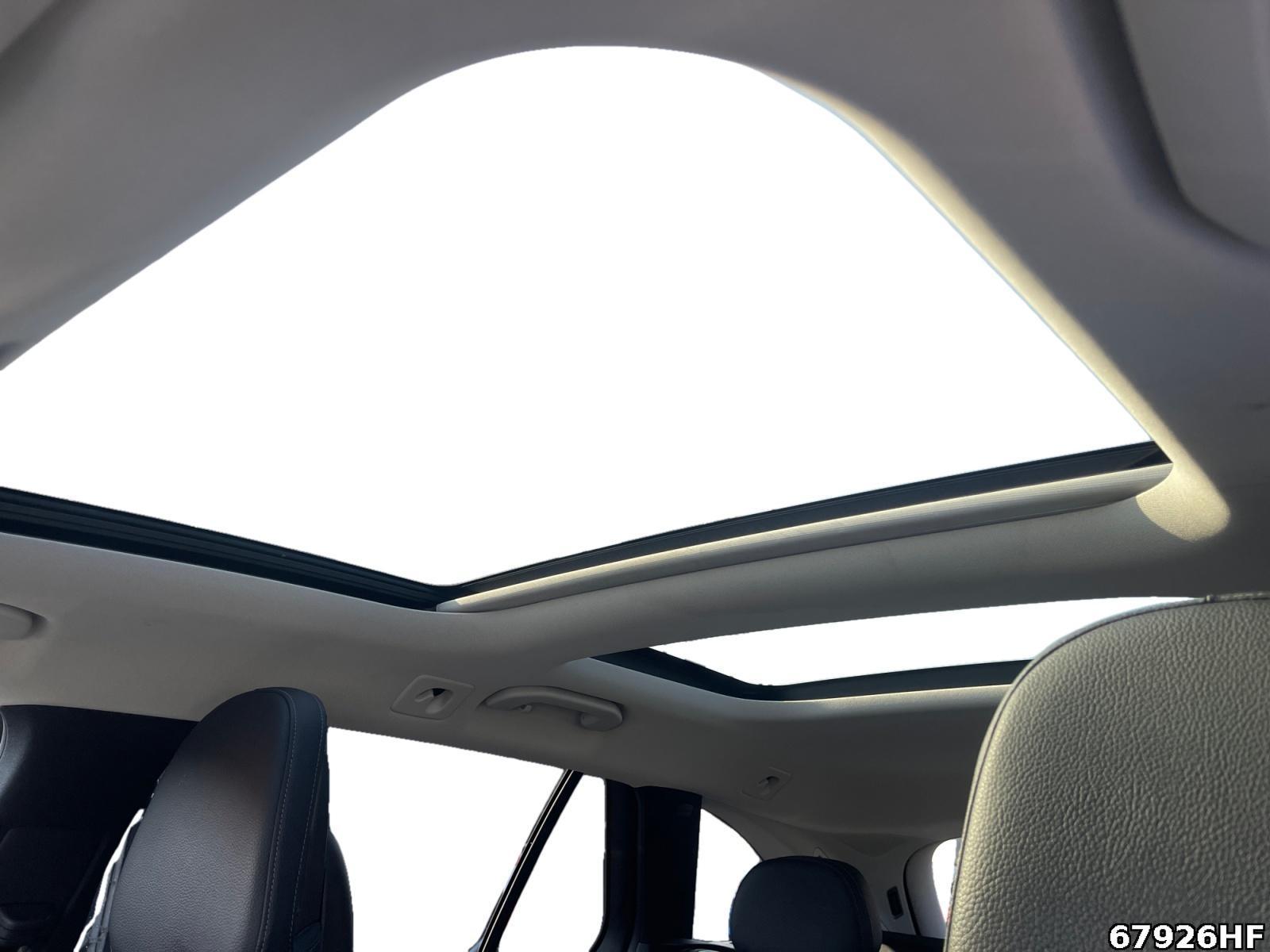 Fahrzeugabbildung Mercedes-Benz C 300 e AMG