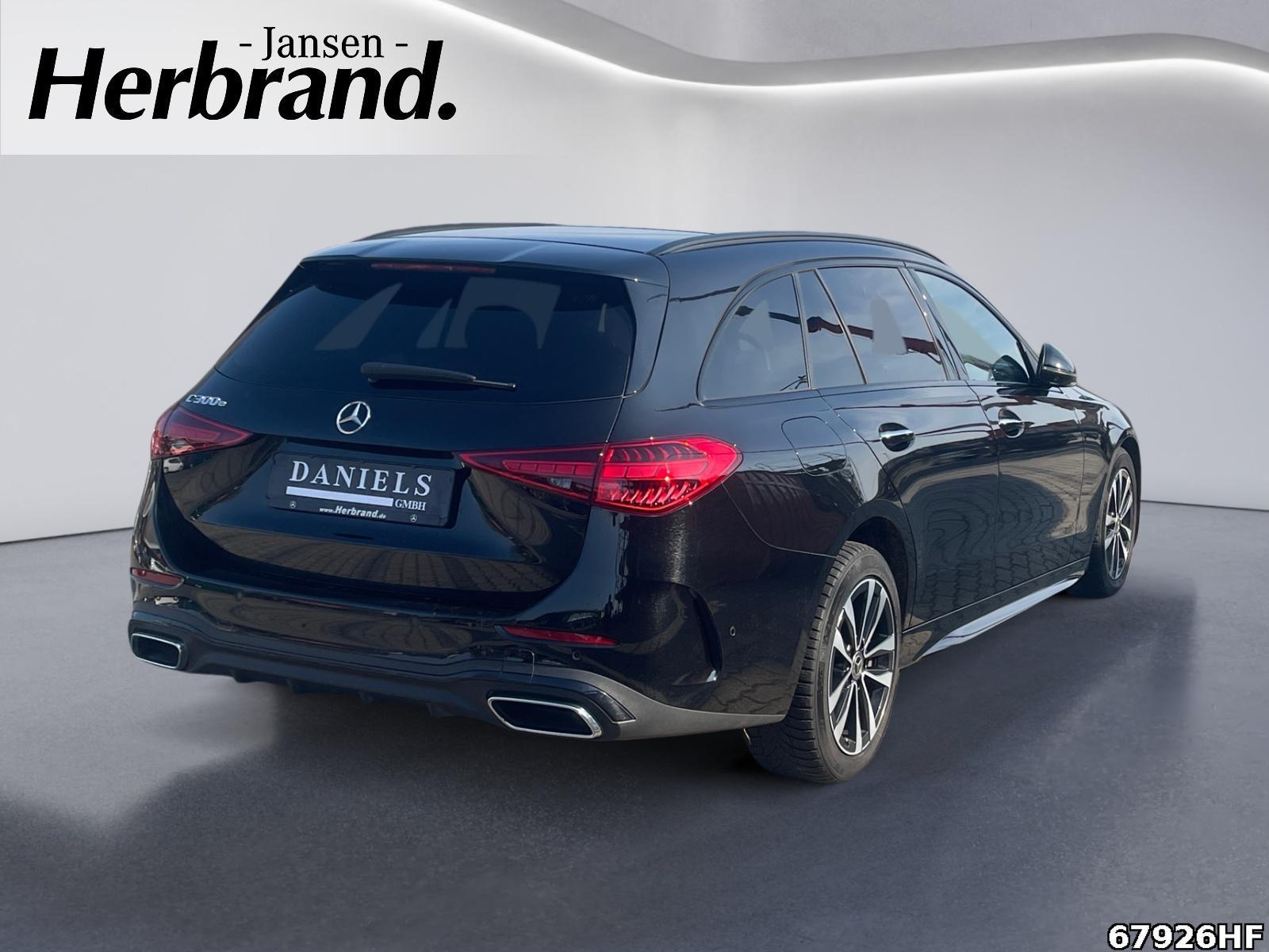 Fahrzeugabbildung Mercedes-Benz C 300 e AMG