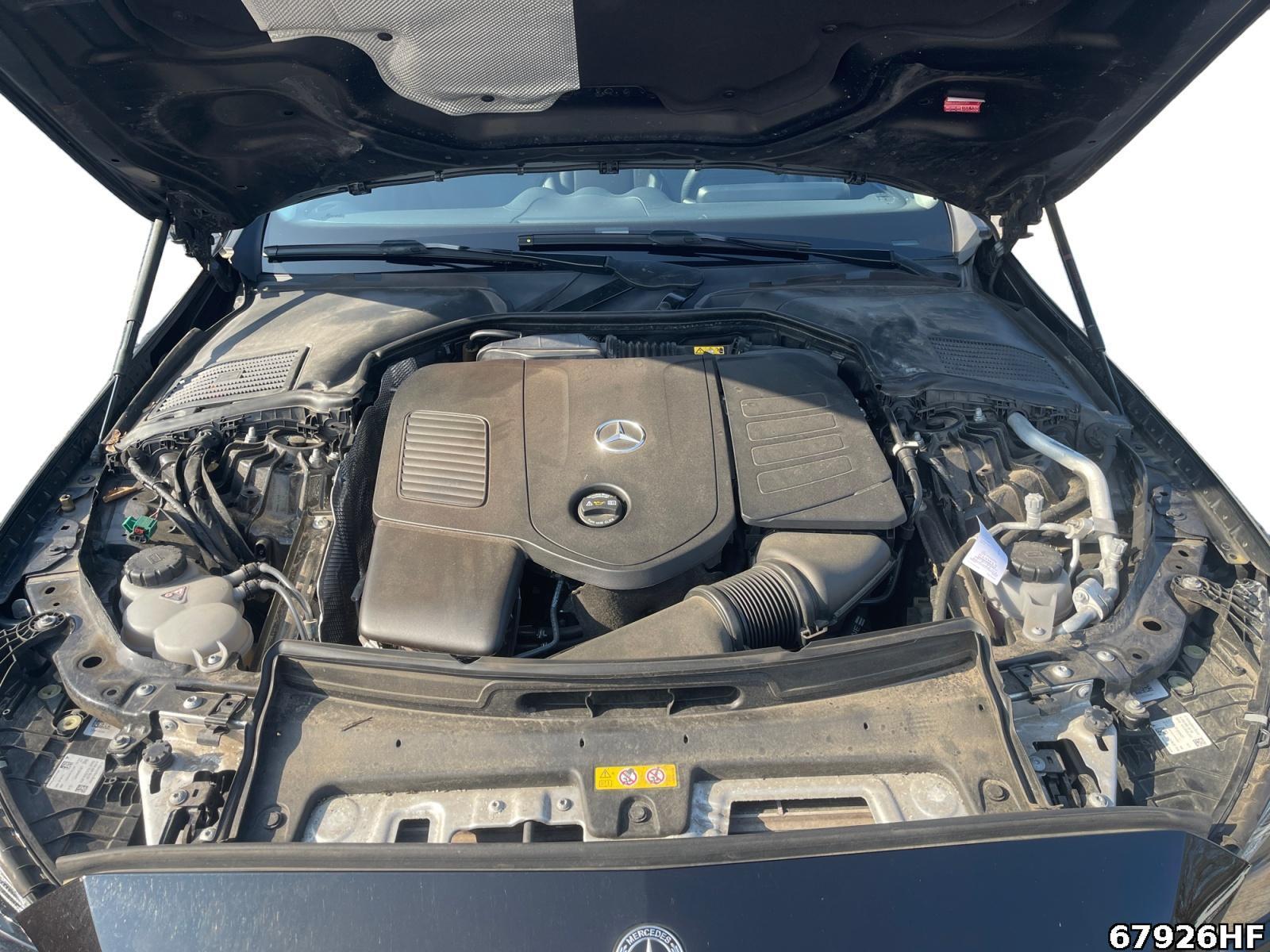 Fahrzeugabbildung Mercedes-Benz C 300 e AMG