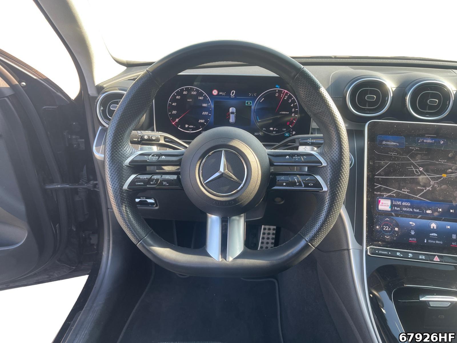 Fahrzeugabbildung Mercedes-Benz C 300 e AMG