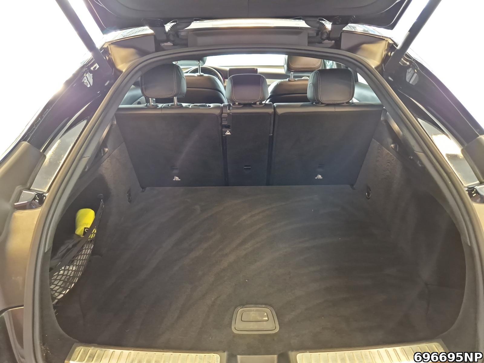 Fahrzeugabbildung Mercedes-Benz GLC 200 4matic Coupé Schiebedach AHK Carplay