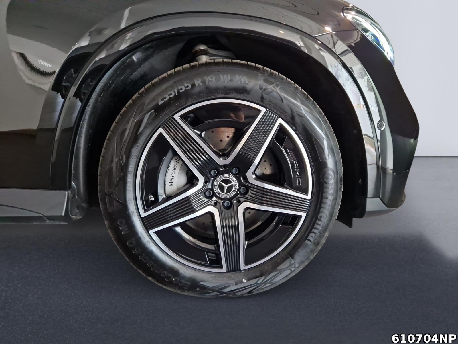 Fahrzeugabbildung Mercedes-Benz GLC 300 d 4M AMG Pano AHK 360° DigitalLight 19