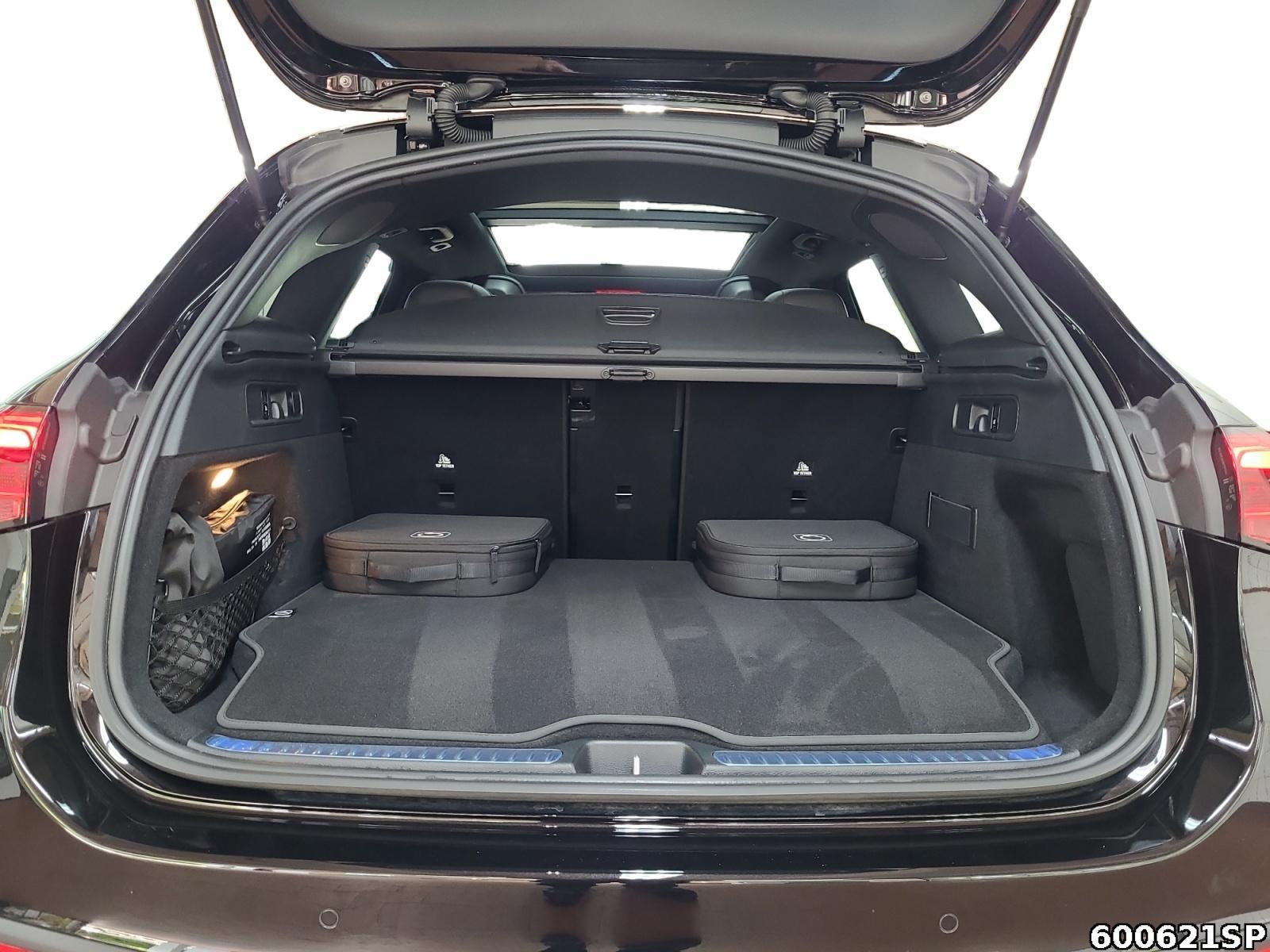 Fahrzeugabbildung Mercedes-Benz GLC 400 e 4M AMG Pano AHK DIGITAL LIGHT Memory.