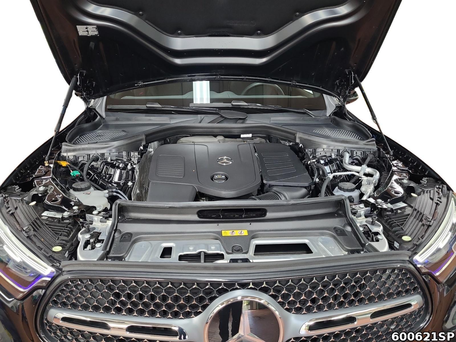 Fahrzeugabbildung Mercedes-Benz GLC 400 e 4M AMG Pano AHK DIGITAL LIGHT Memory.
