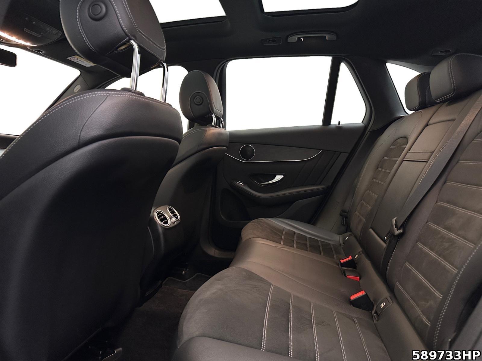 Fahrzeugabbildung Mercedes-Benz GLC 220 d 4M AMG Line Pano AHK Kamera Adv. Sound