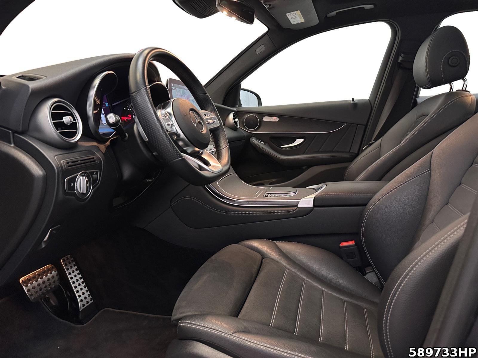 Fahrzeugabbildung Mercedes-Benz GLC 220 d 4M AMG Line Pano AHK Kamera Adv. Sound