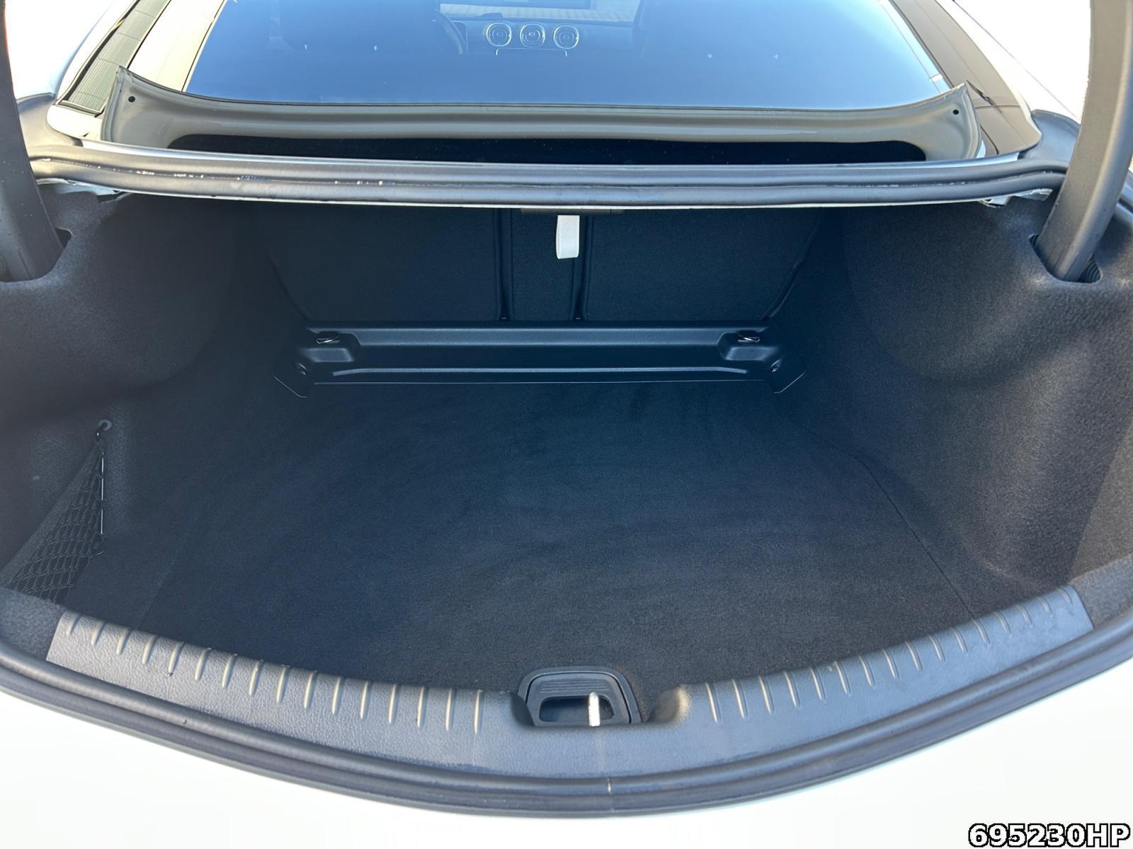 Fahrzeugabbildung Mercedes-Benz CLE 200 AMG Night Pano Burmester Memory 19LM .