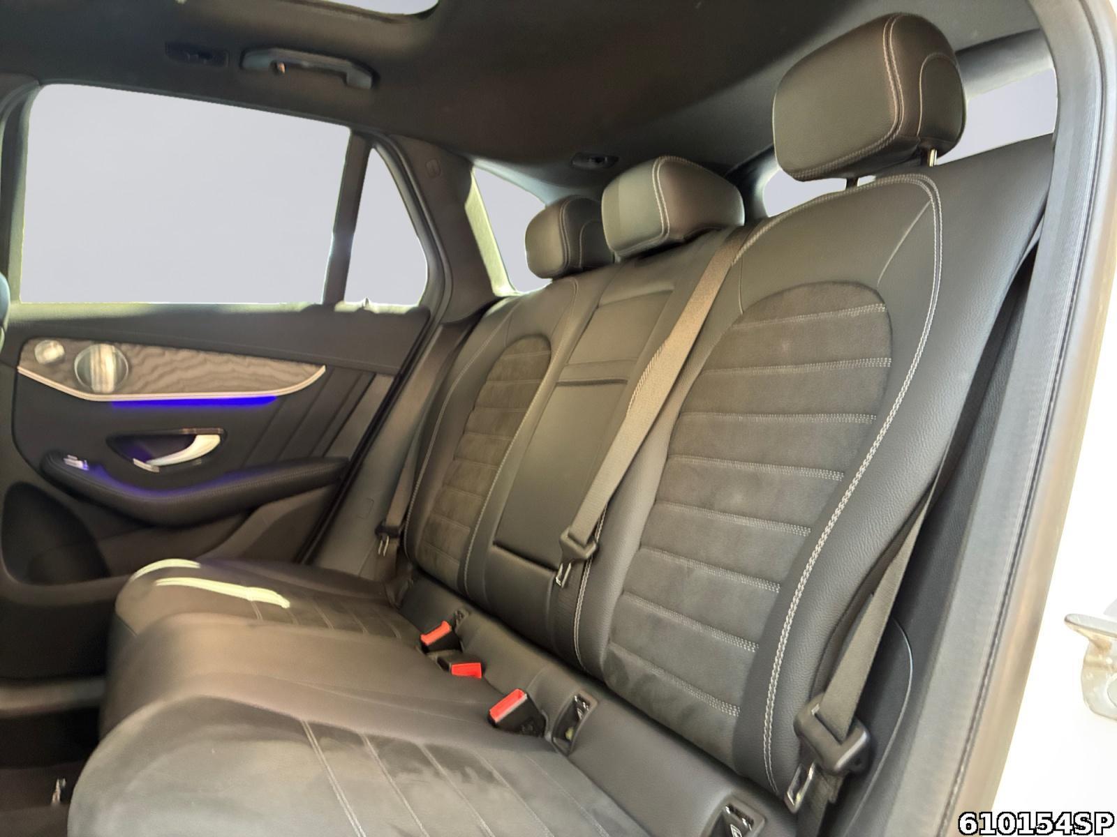 Fahrzeugabbildung Mercedes-Benz GLC 300 e 4M AMG AHK Multibeam Burmester Pano