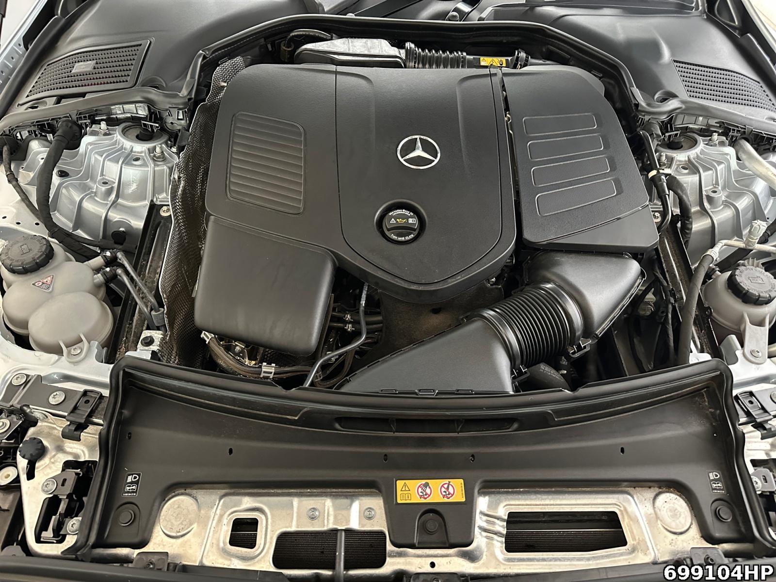Fahrzeugabbildung Mercedes-Benz C 300 T Avantgarde Digital-Light 360° Distronic