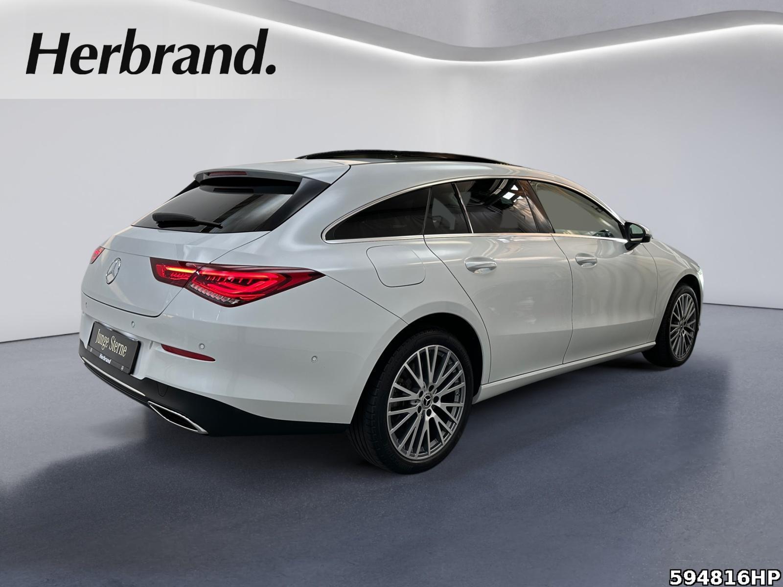 Fahrzeugabbildung Mercedes-Benz CLA 250 Shooting Brake e Progressive PANO Ambiente Lenkradhz