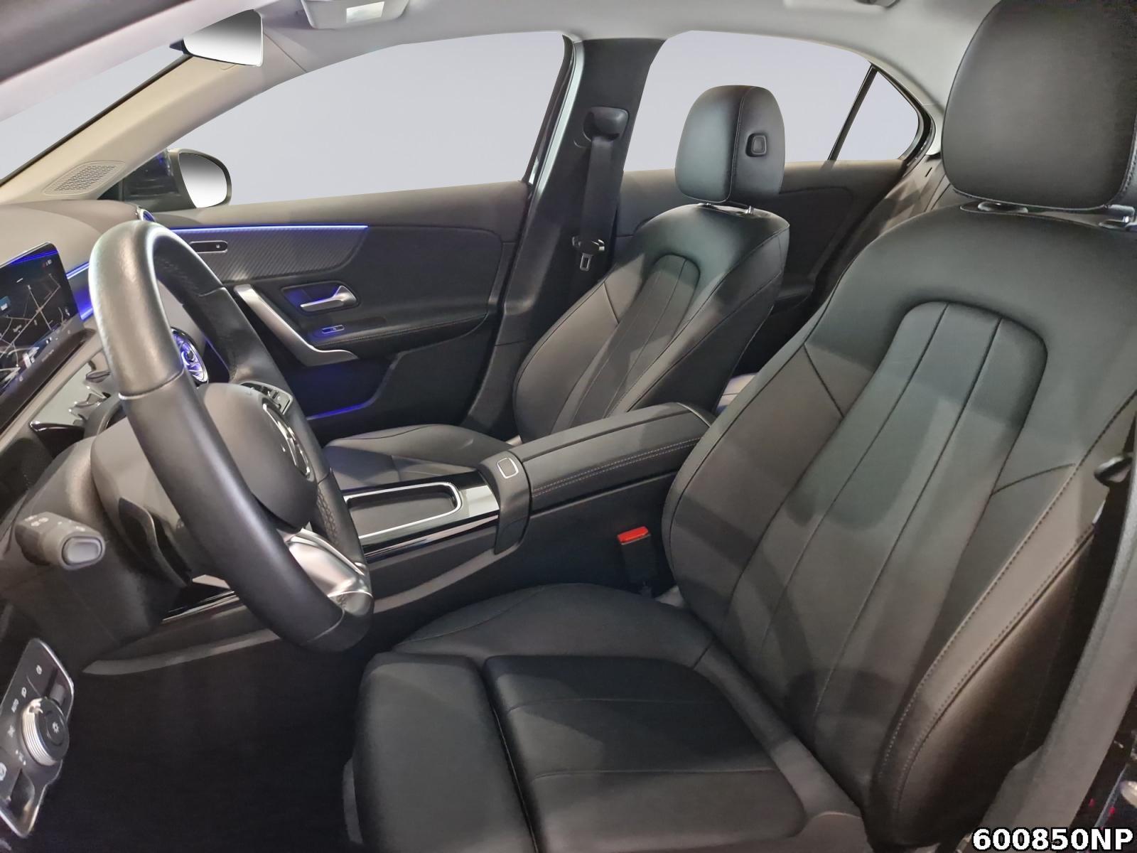 Fahrzeugabbildung Mercedes-Benz A 200 Progressive KEYLESS GO Ambiente LED Kamera