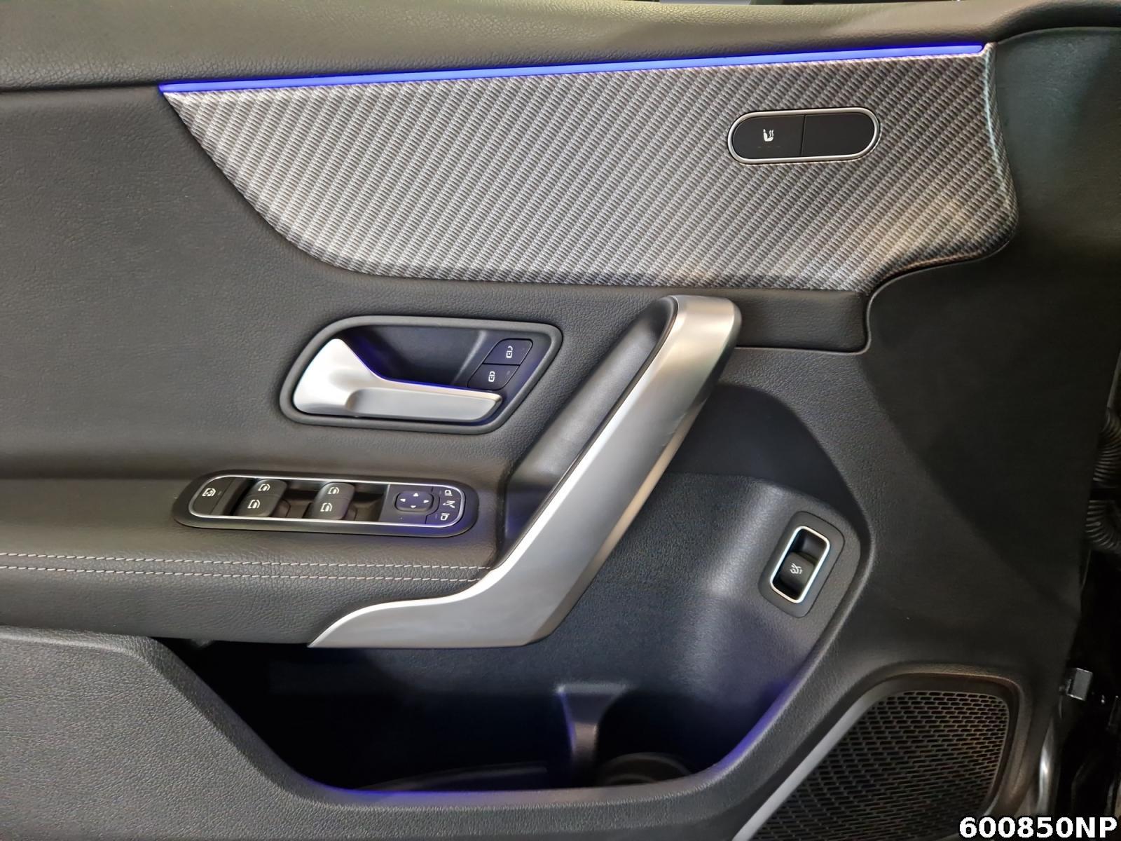 Fahrzeugabbildung Mercedes-Benz A 200 Progressive KEYLESS GO Ambiente LED Kamera