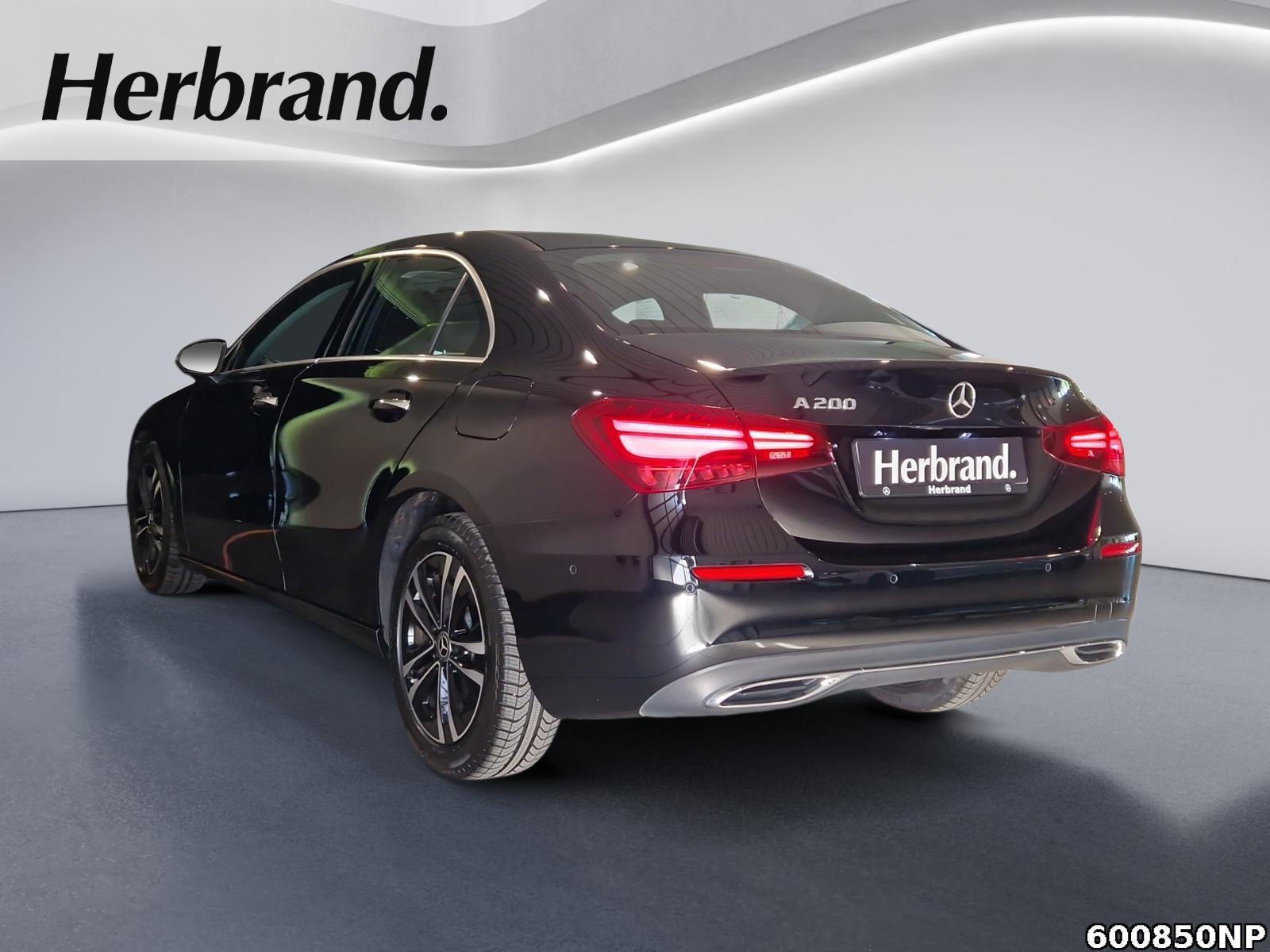 Fahrzeugabbildung Mercedes-Benz A 200 Progressive KEYLESS GO Ambiente LED Kamera
