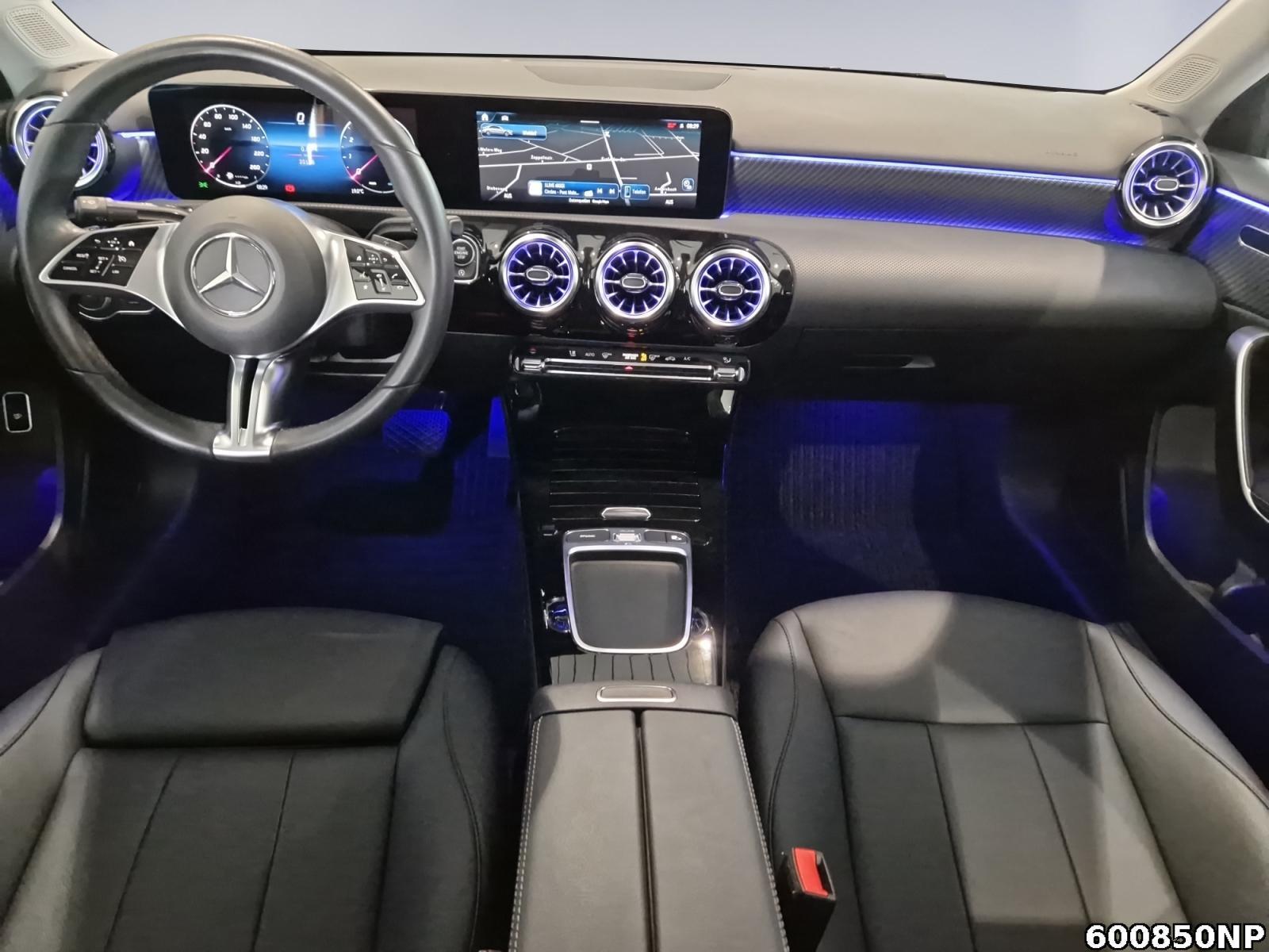 Fahrzeugabbildung Mercedes-Benz A 200 Progressive KEYLESS GO Ambiente LED Kamera