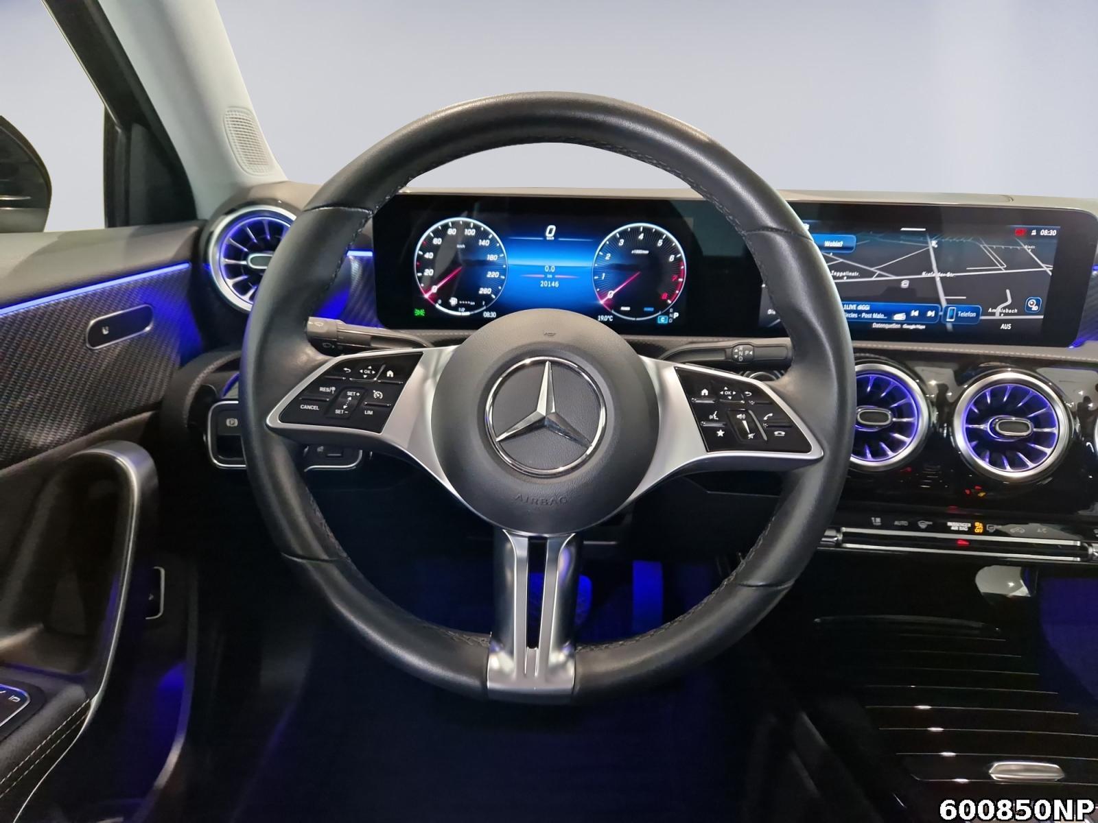 Fahrzeugabbildung Mercedes-Benz A 200 Progressive KEYLESS GO Ambiente LED Kamera
