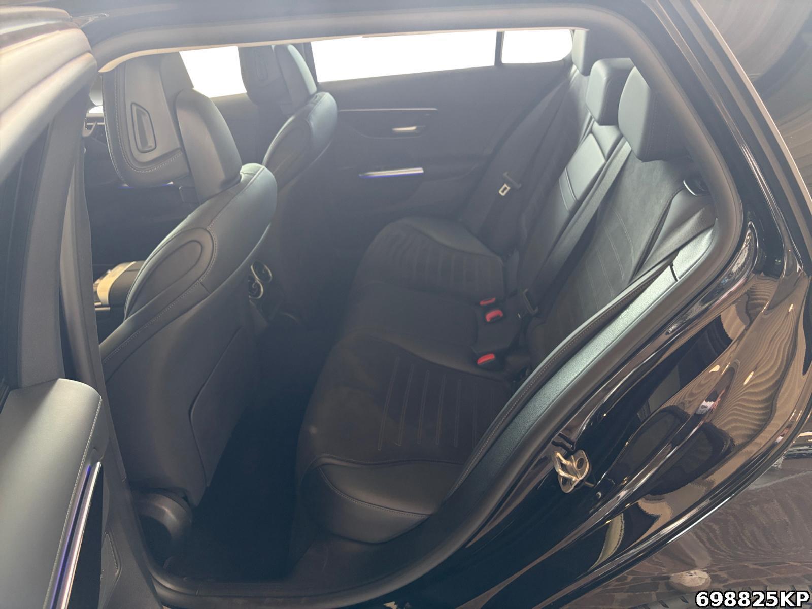 Fahrzeugabbildung Mercedes-Benz C 180 T AMG Night AHK Pano Memory Ambiente+