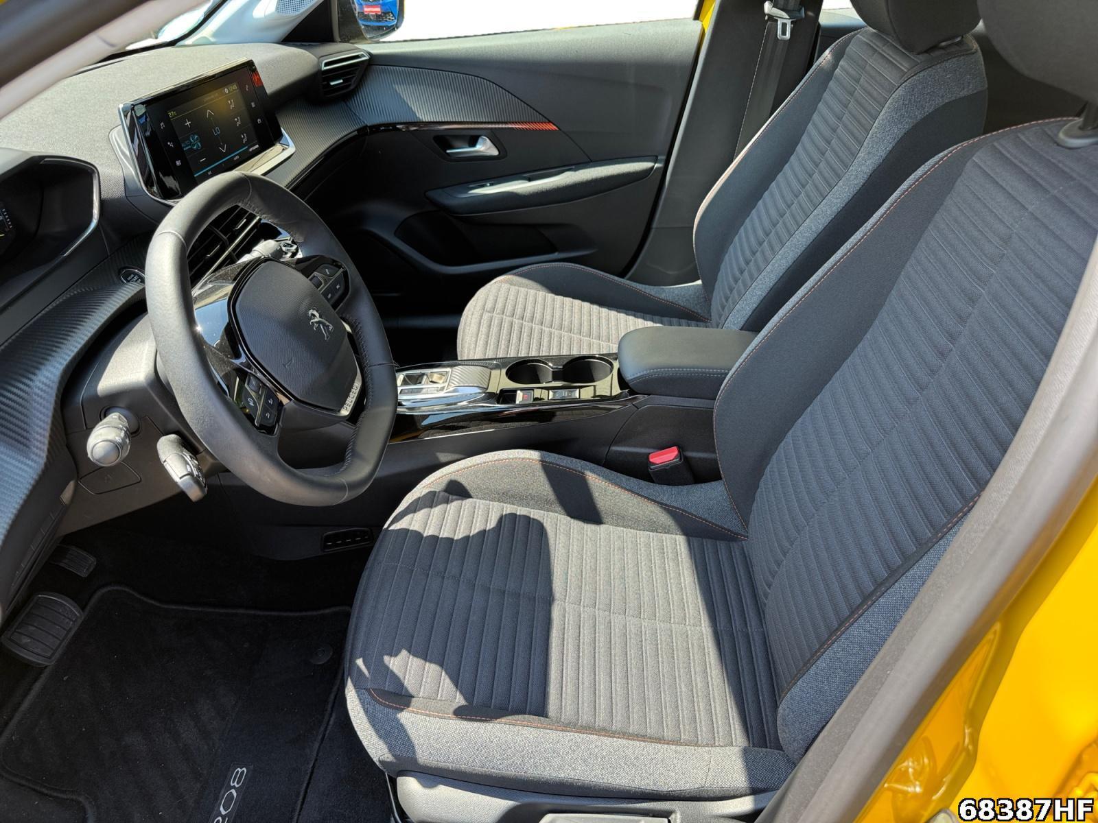 Fahrzeugabbildung Peugeot 208 208-e