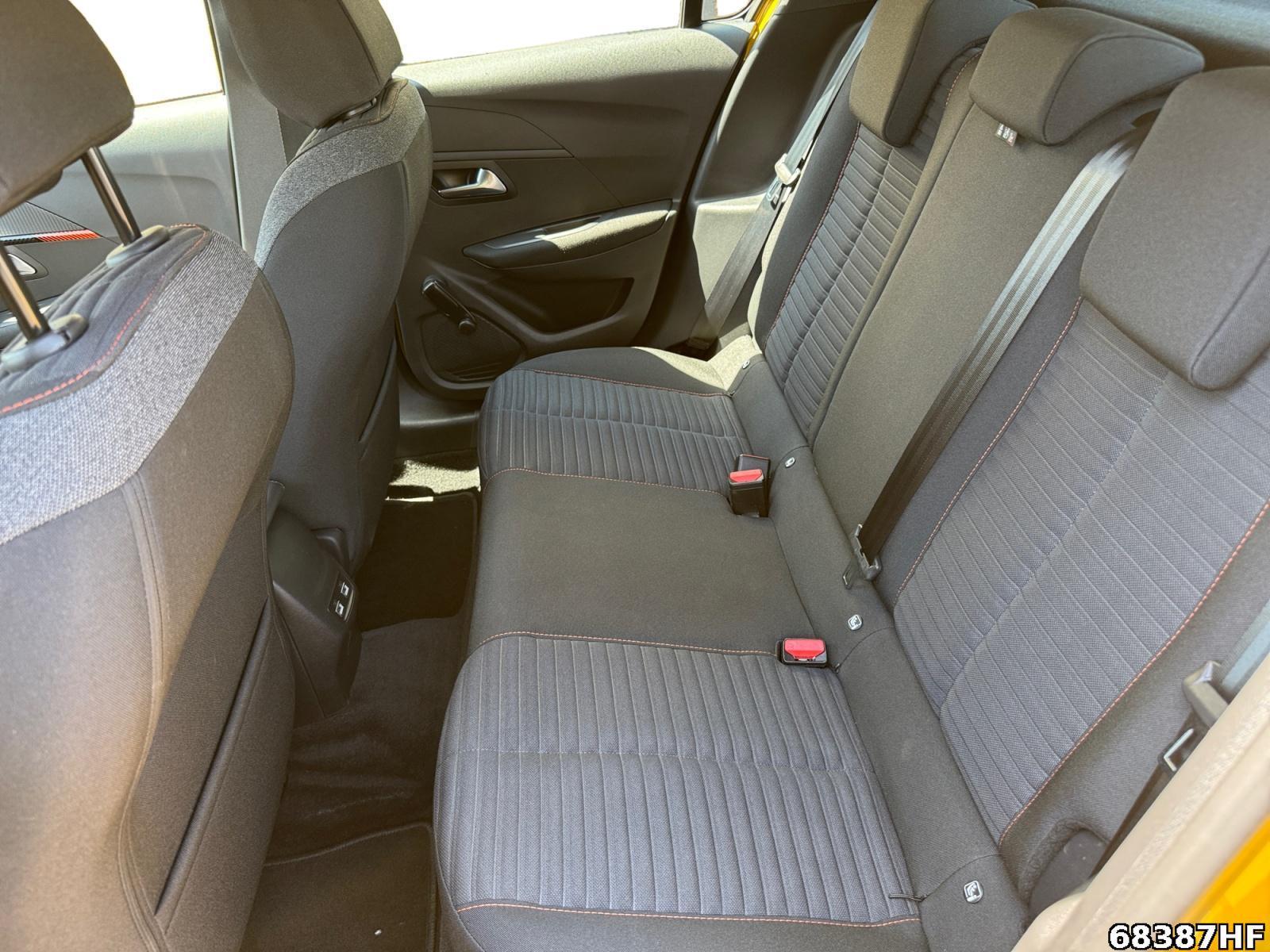 Fahrzeugabbildung Peugeot 208 208-e