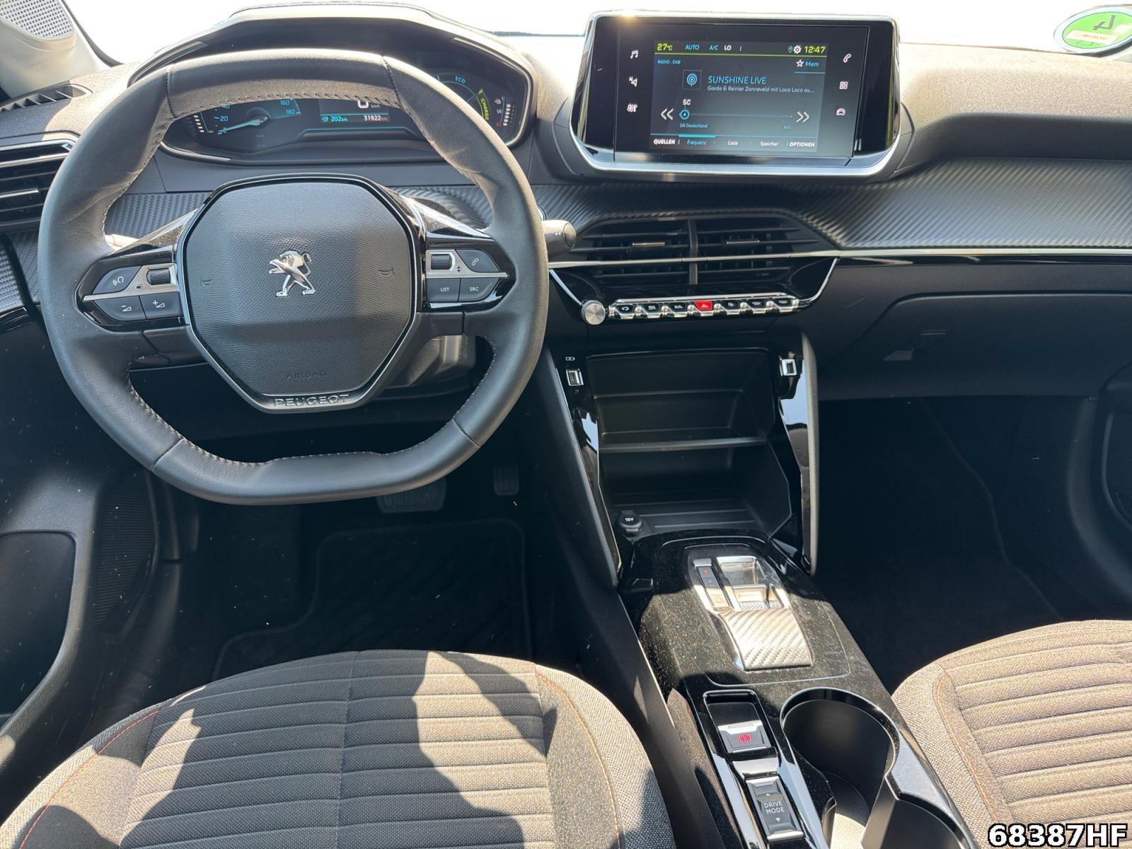 Fahrzeugabbildung Peugeot 208 208-e
