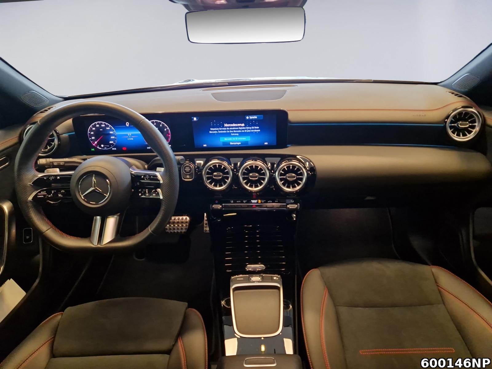 Fahrzeugabbildung Mercedes-Benz CLA 200 Shooting Brake AMG Line Pano Kamera Distronic Night