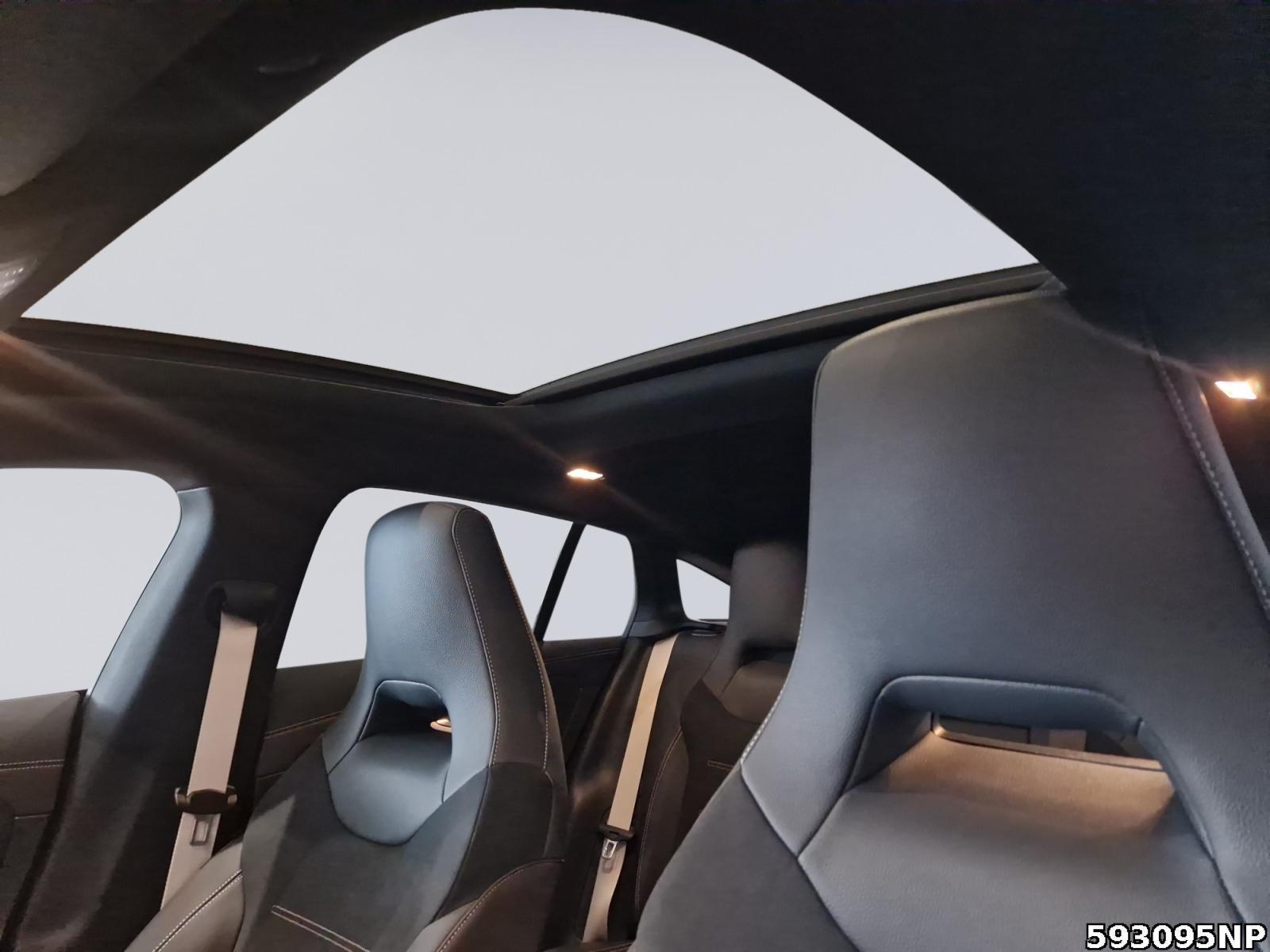 Fahrzeugabbildung Mercedes-Benz CLA 200 Shooting Brake +SPECIALEDITION+PANO+MEMORY+DISTRO+