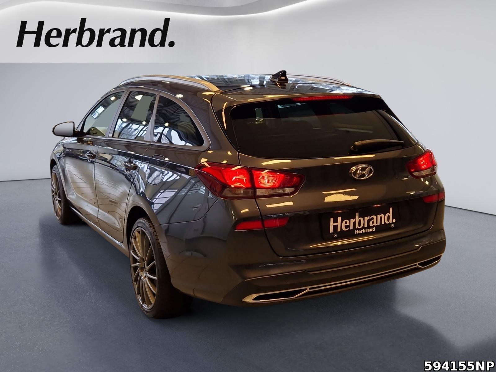 Fahrzeugabbildung Hyundai i30 1.5 T-GDI Intro Edition Rückfahrka. Nav DAB+