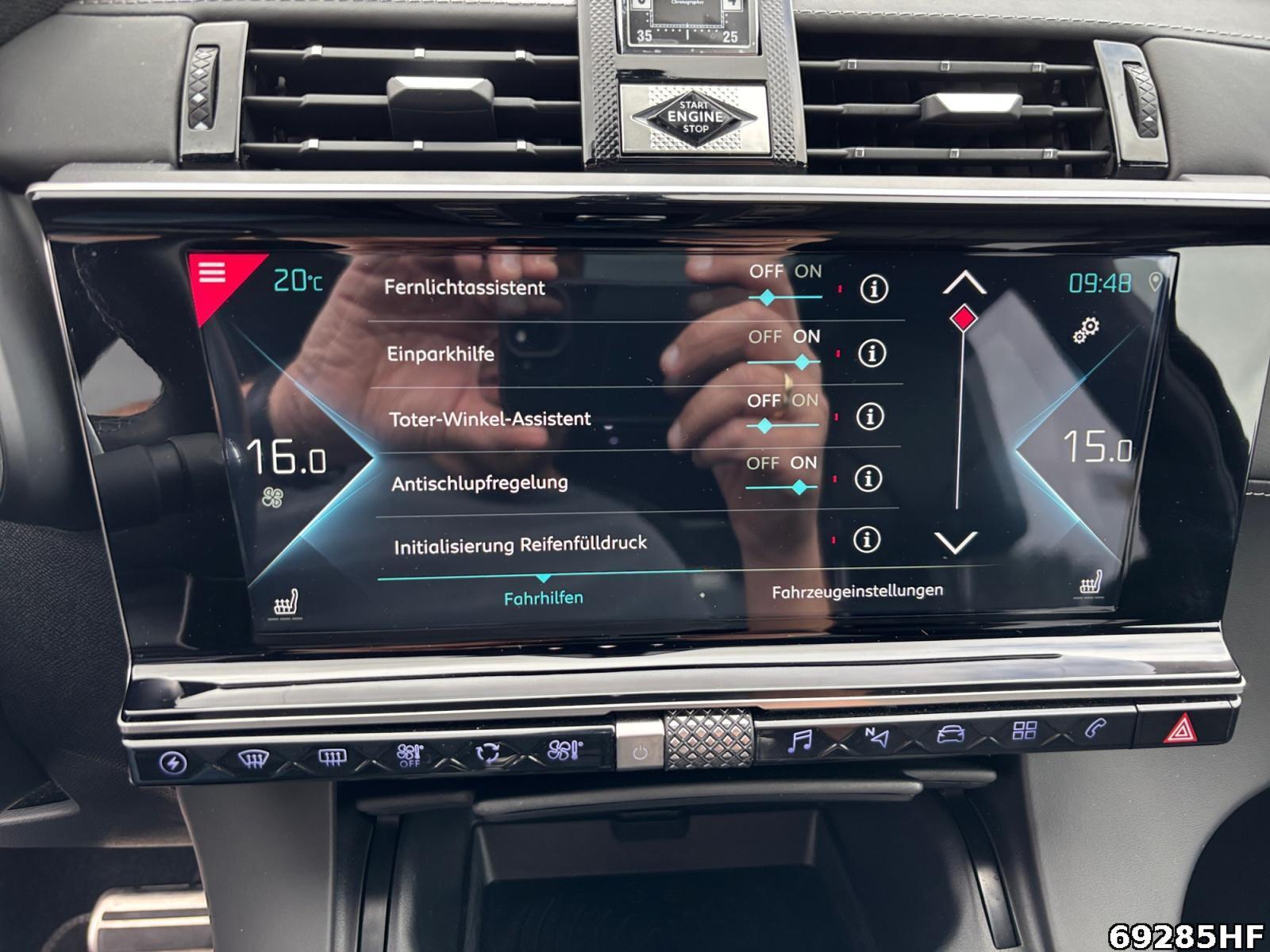 Fahrzeugabbildung DS Automobiles DS7 Crossback RIVOLI E-Tense 300 *Pano-Glasdac