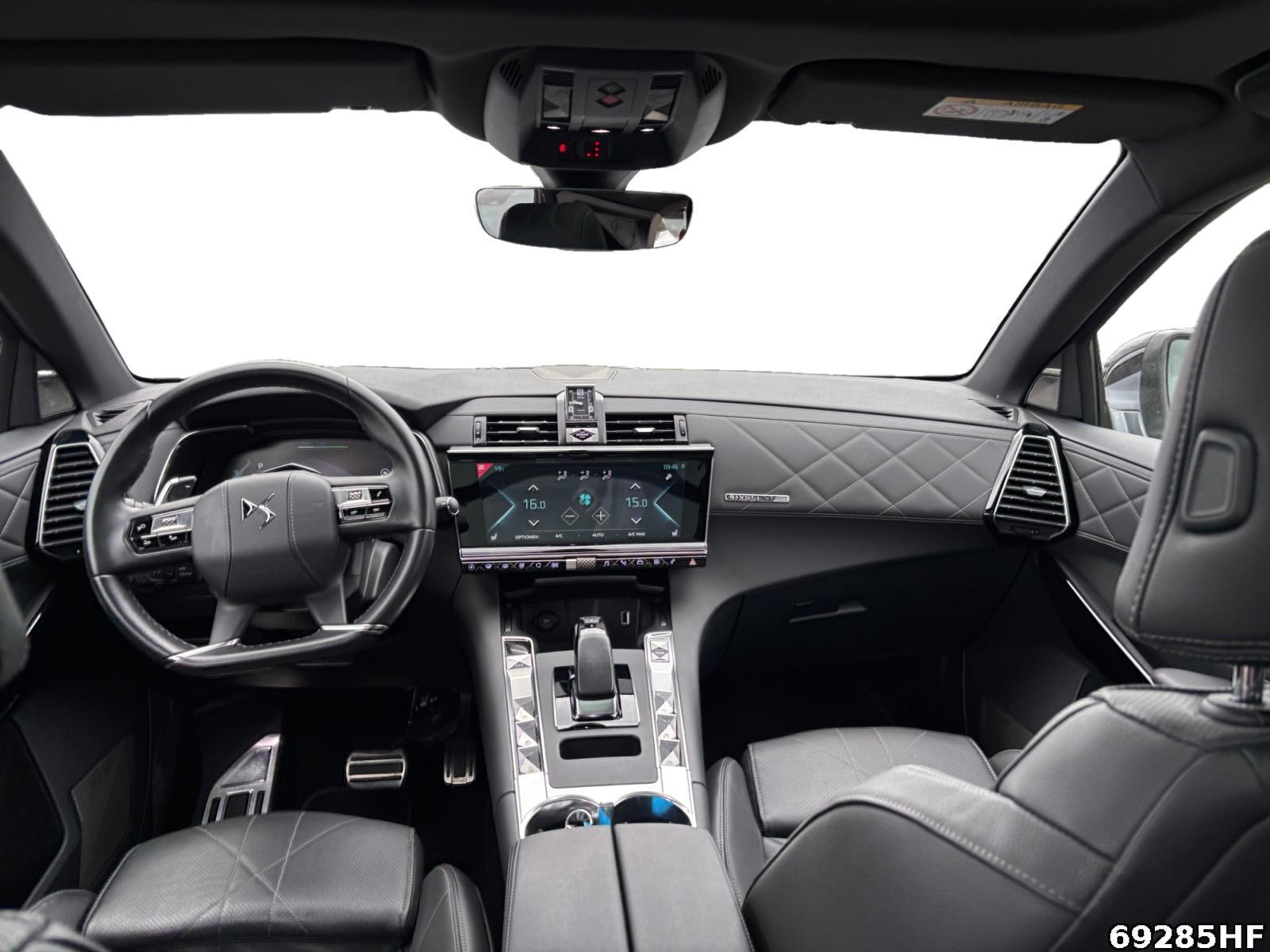 Fahrzeugabbildung DS Automobiles DS7 Crossback RIVOLI E-Tense 300 *Pano-Glasdac