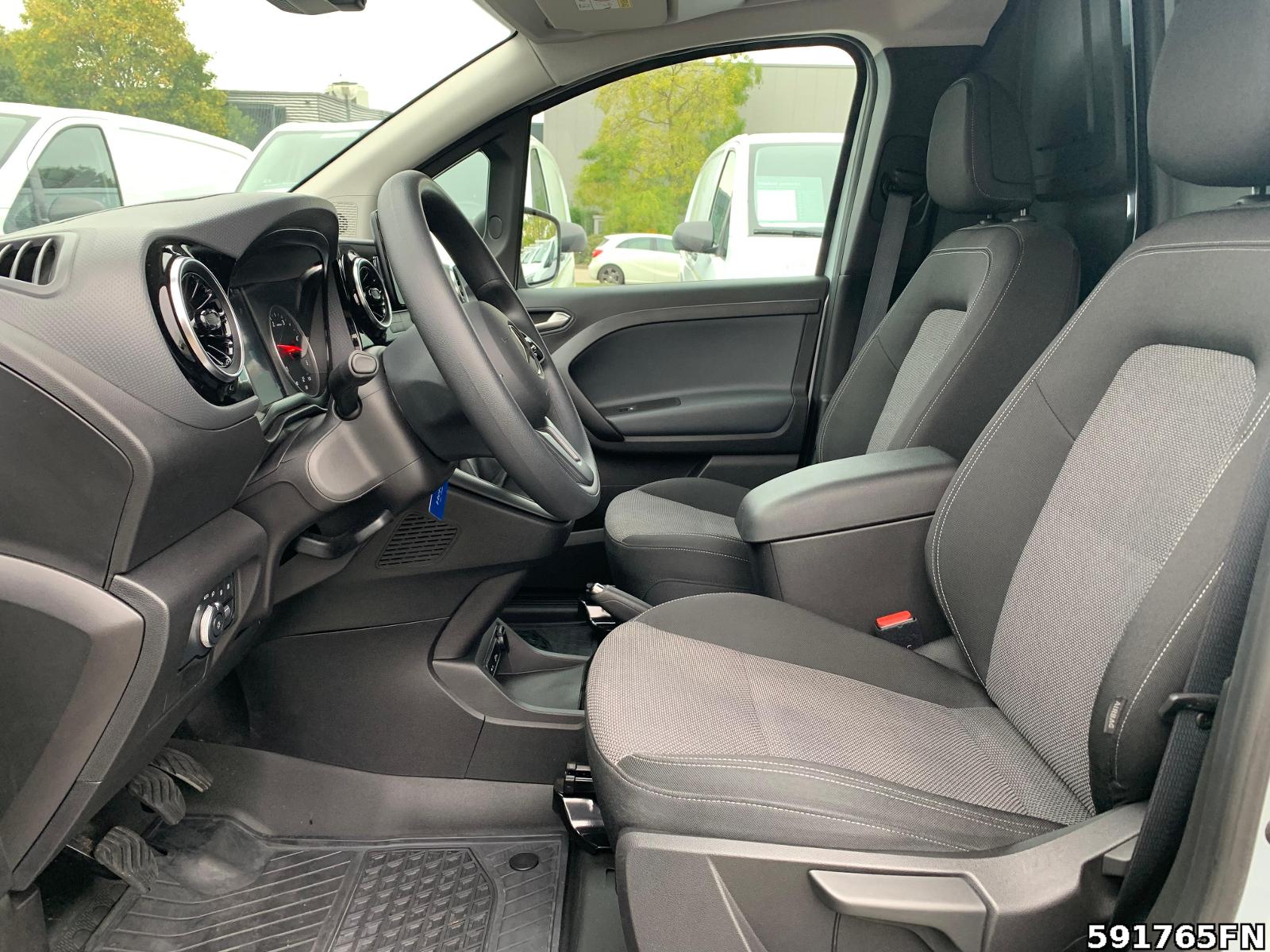 Fahrzeugabbildung Mercedes-Benz Citan 112 PRO *KLIMA*AHK*LED*KAMERA*NAVI*DAB*UVM