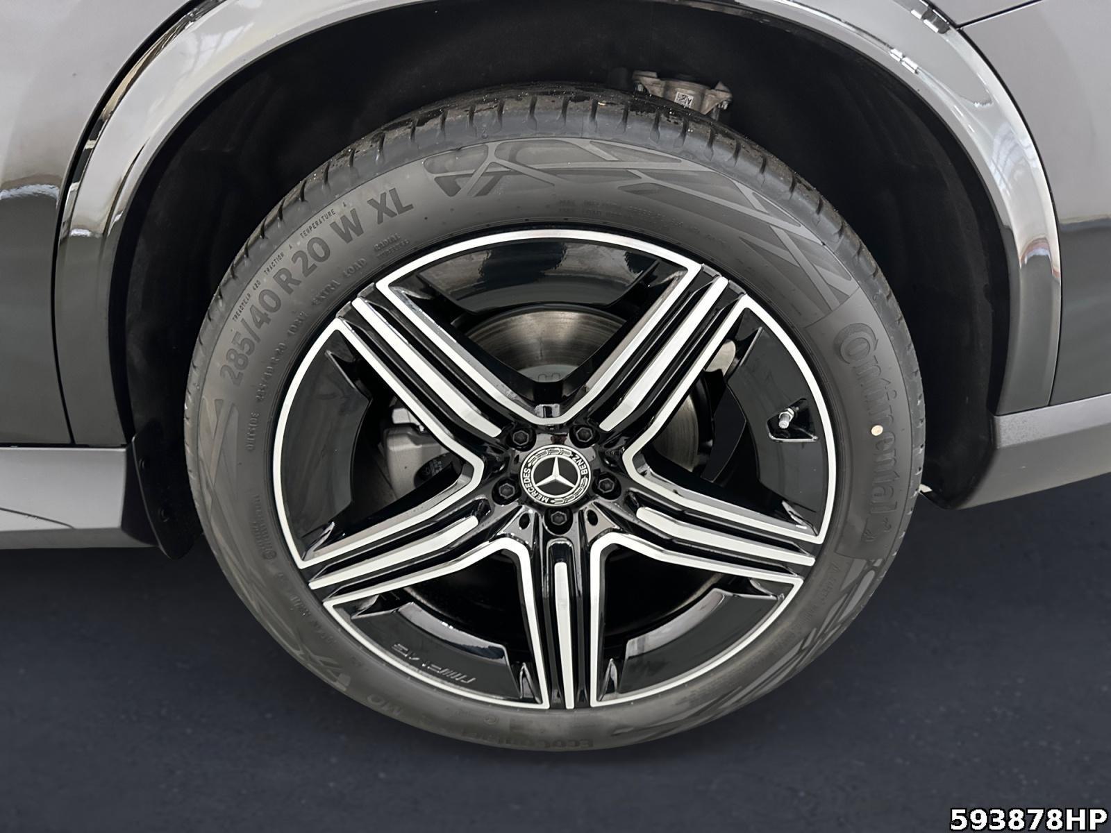 Fahrzeugabbildung Mercedes-Benz GLC 220 d 4MATIC +AMG+AHK+DIGITALLIGHT+MEMORY+