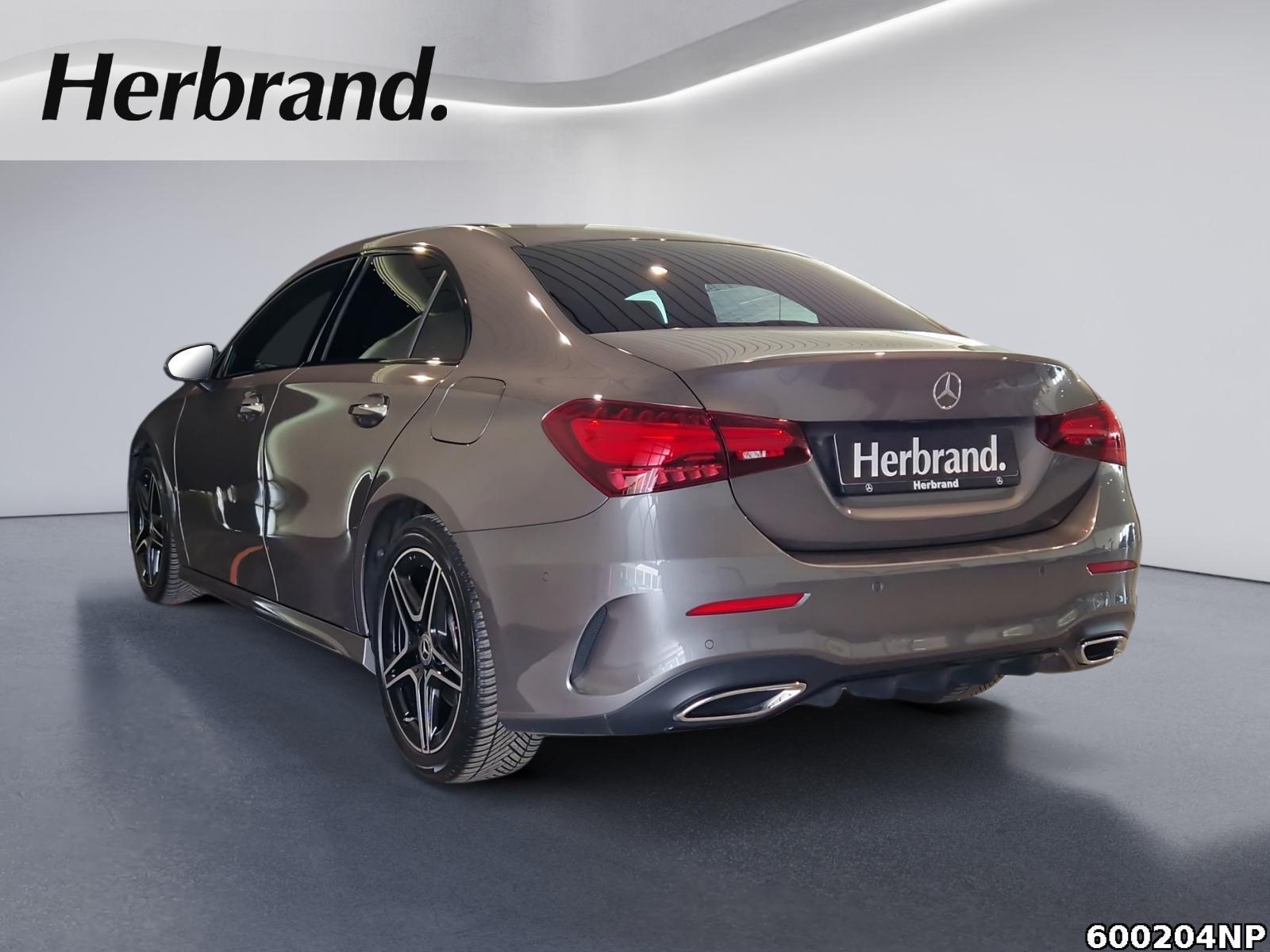 Fahrzeugabbildung Mercedes-Benz A 200 AMG LED Ambiente Keyless Go HANDS-FREE