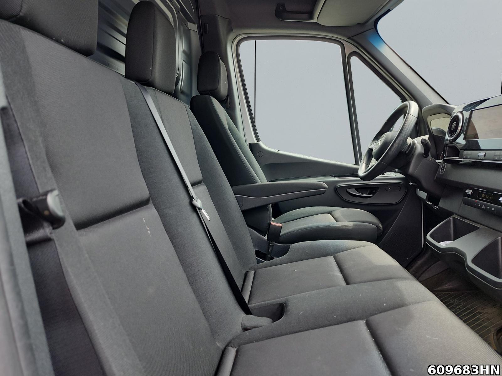 Fahrzeugabbildung Mercedes-Benz Sprinter 317 CDI Kasten PRO*L2H2*Kamera*Nebelsc