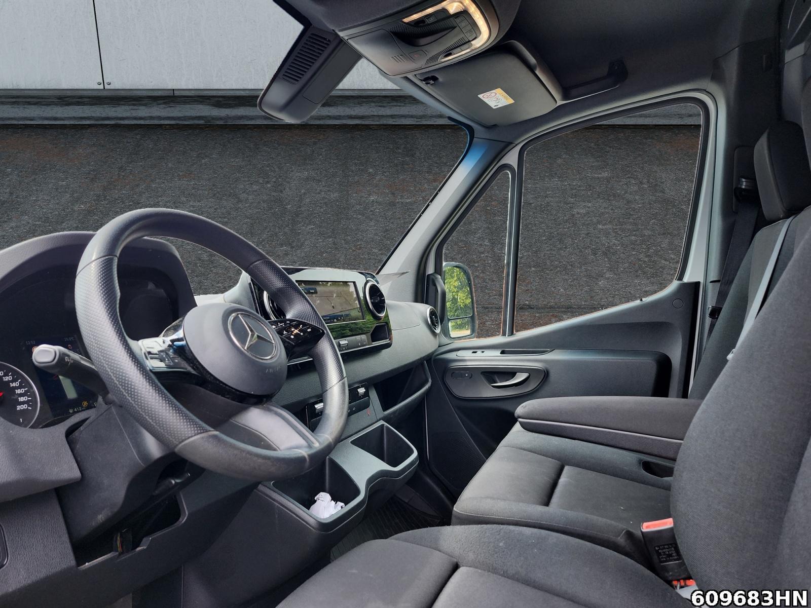 Fahrzeugabbildung Mercedes-Benz Sprinter 317 CDI Kasten PRO*L2H2*Kamera*Nebelsc