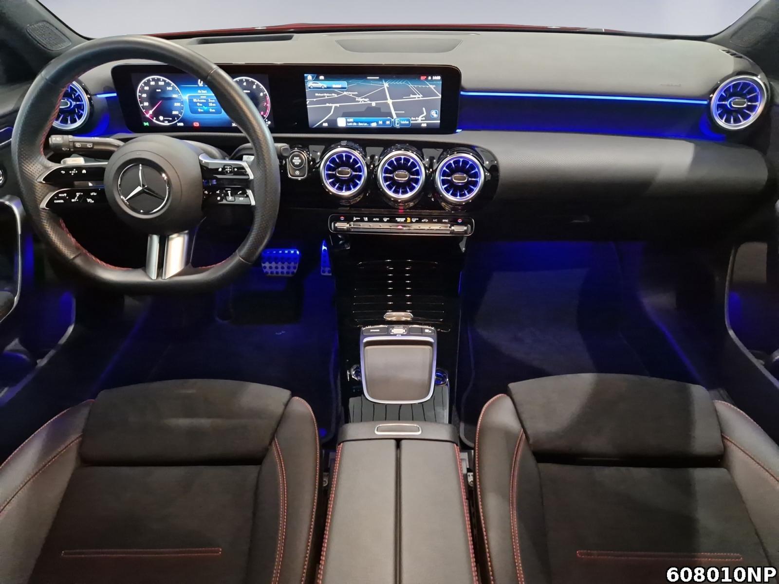 Fahrzeugabbildung Mercedes-Benz A 180 AMG 360° Memory Pano HUD Multibeam 19